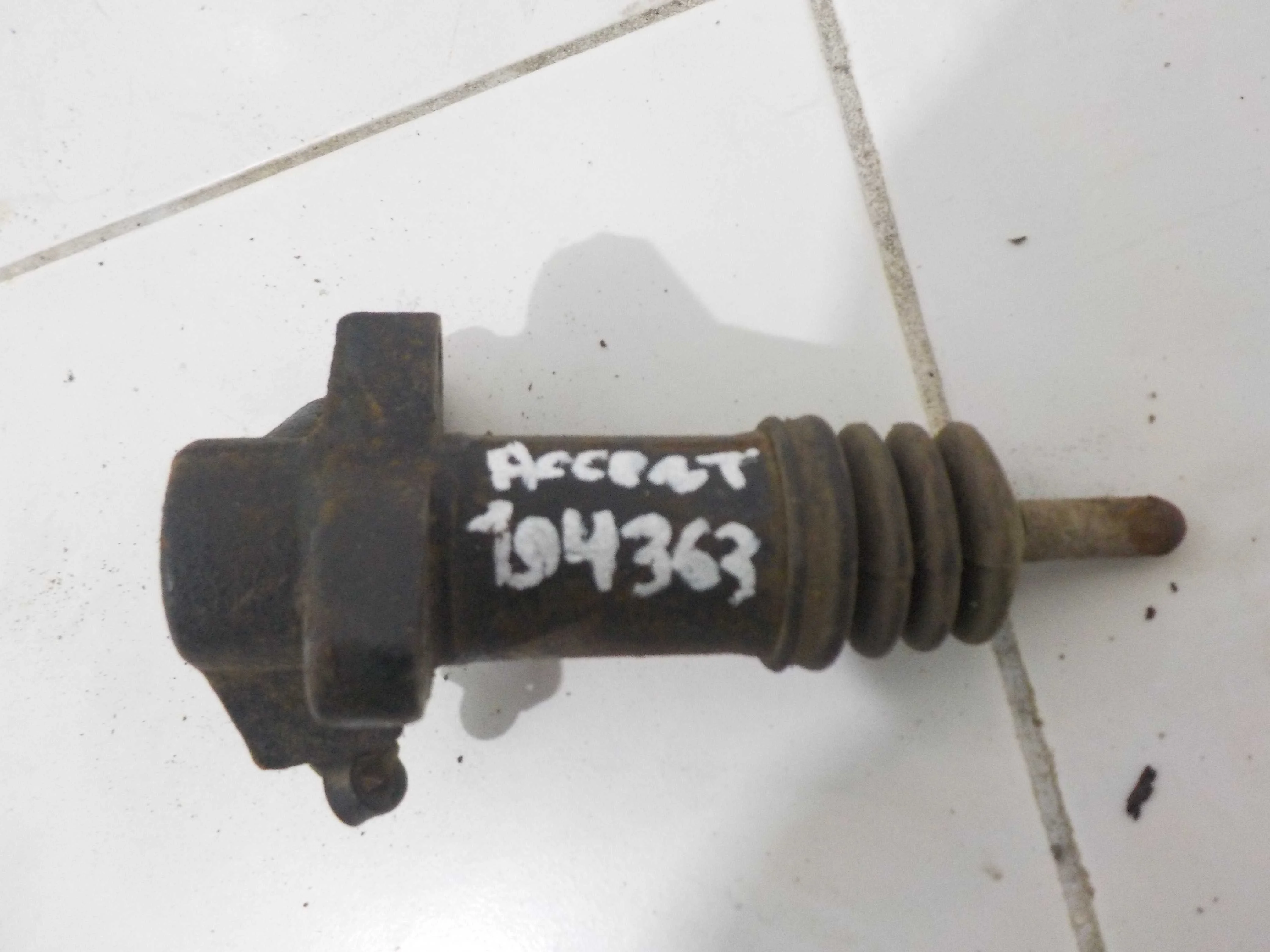 рабочий цилиндр сцепления Hyundai Accent III (2006—2011)