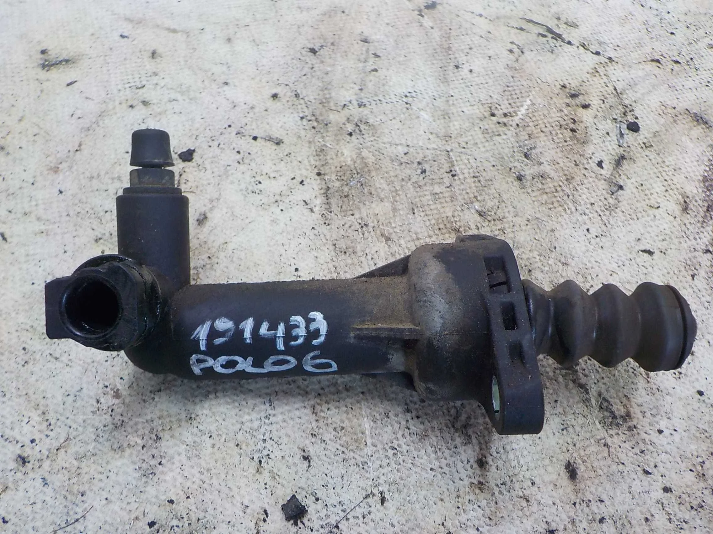 рабочий цилиндр сцепления Audi A3 8P (2003—2005)