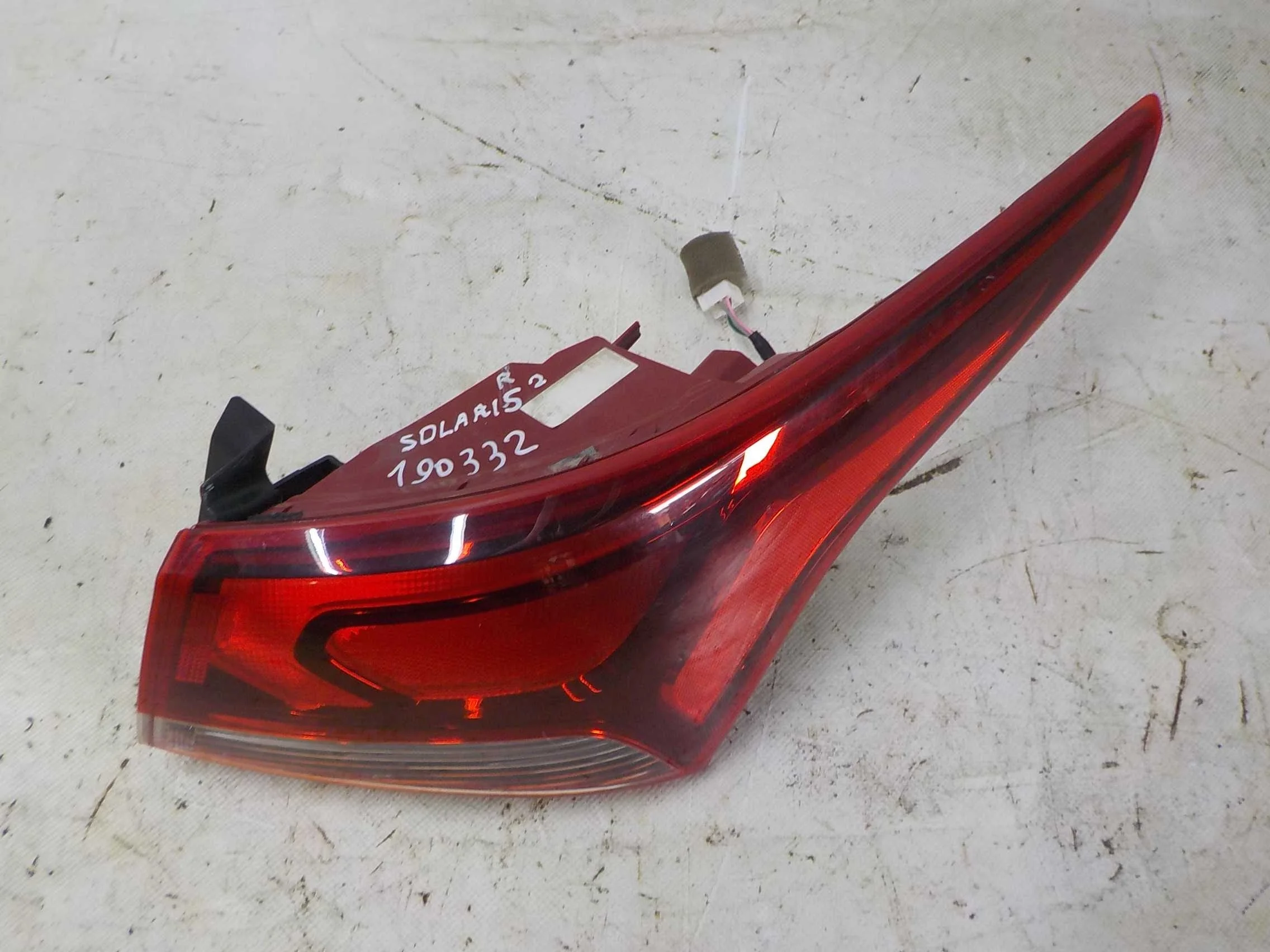 Фонарь Hyundai Solaris II (2017—2020)  Право