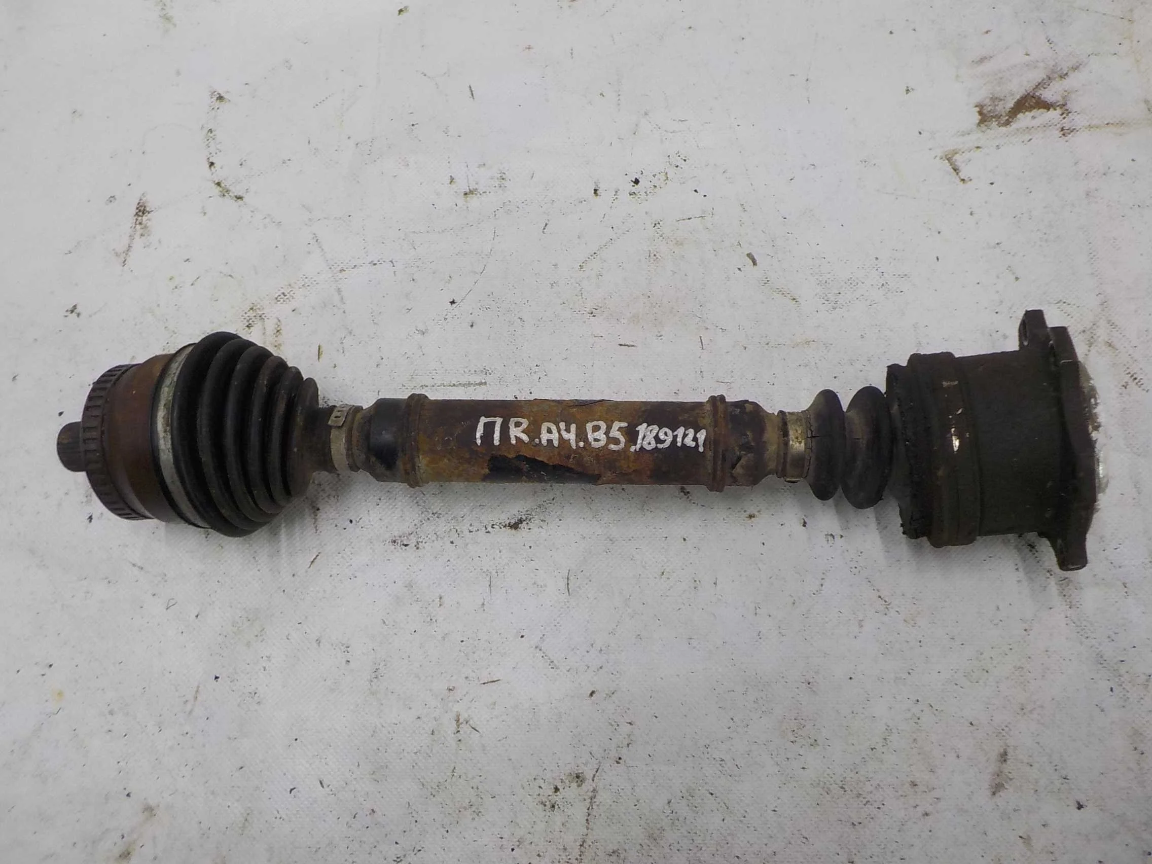 Привод Audi A4 B5 рестайлинг (1999—2001) Перед Право