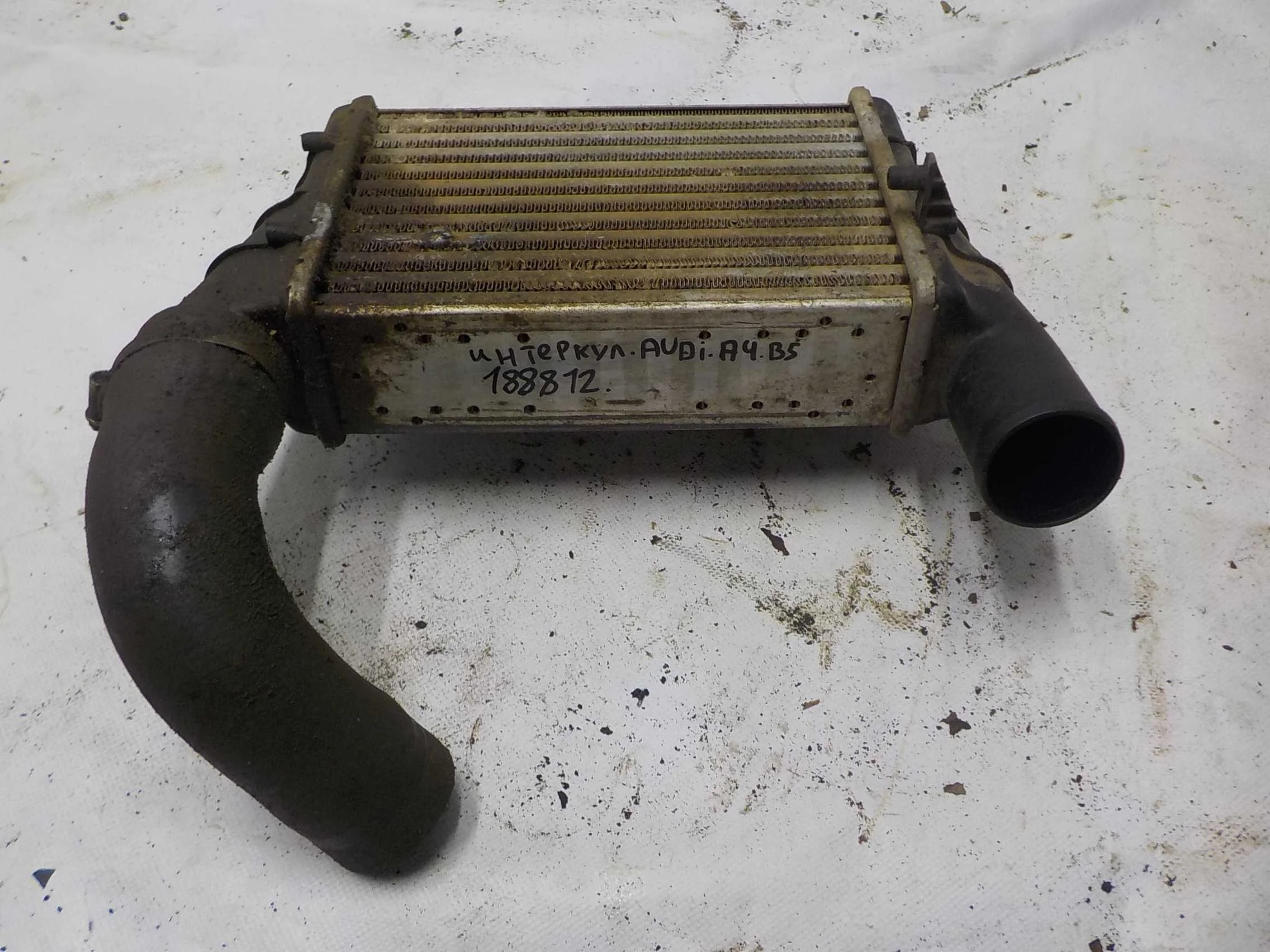 радиатор интеркулера Volkswagen Passat B5 (1996—2001)