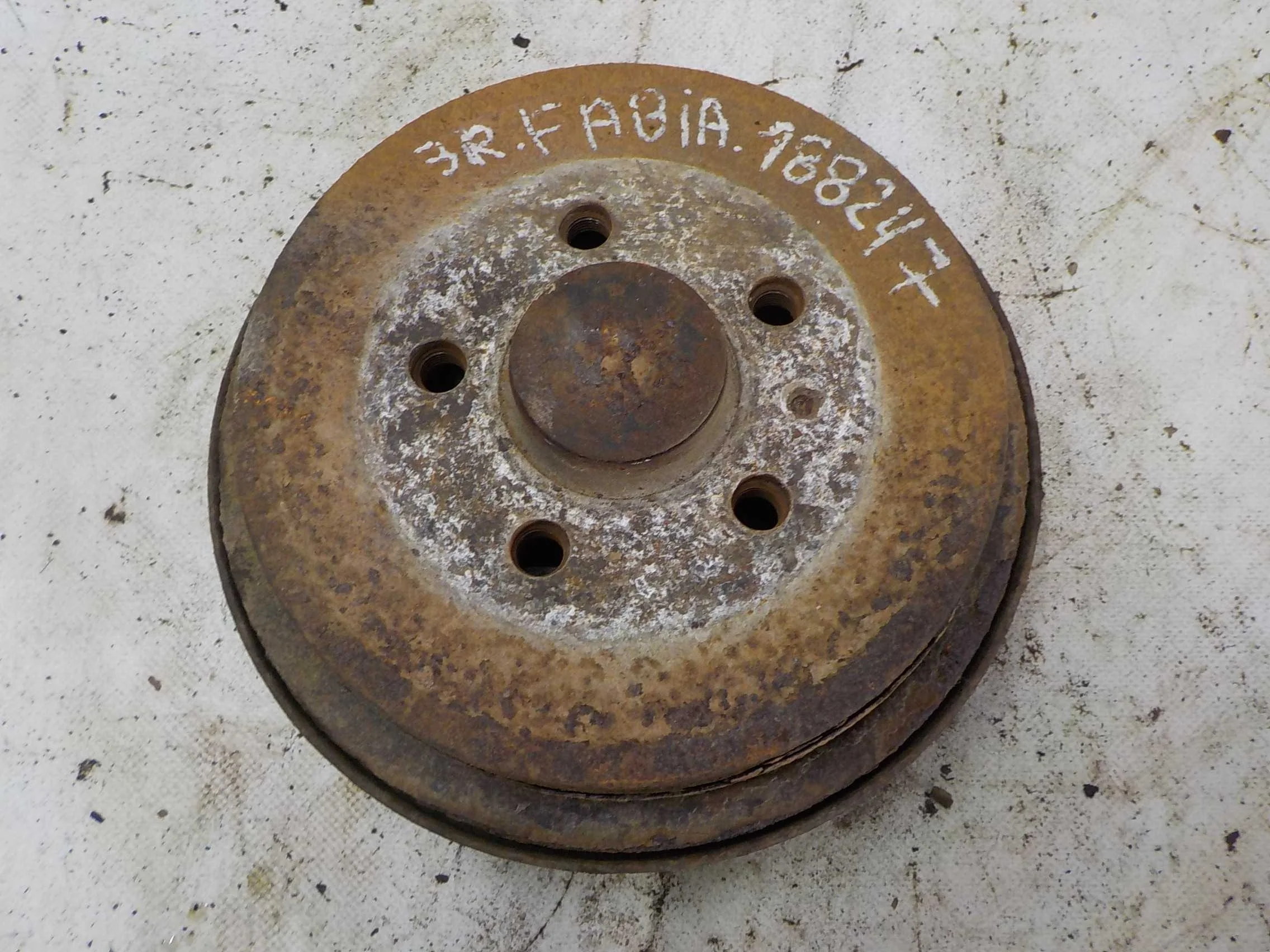 тормозной барабан Skoda Fabia I рестайлинг (2004—2007)  Право