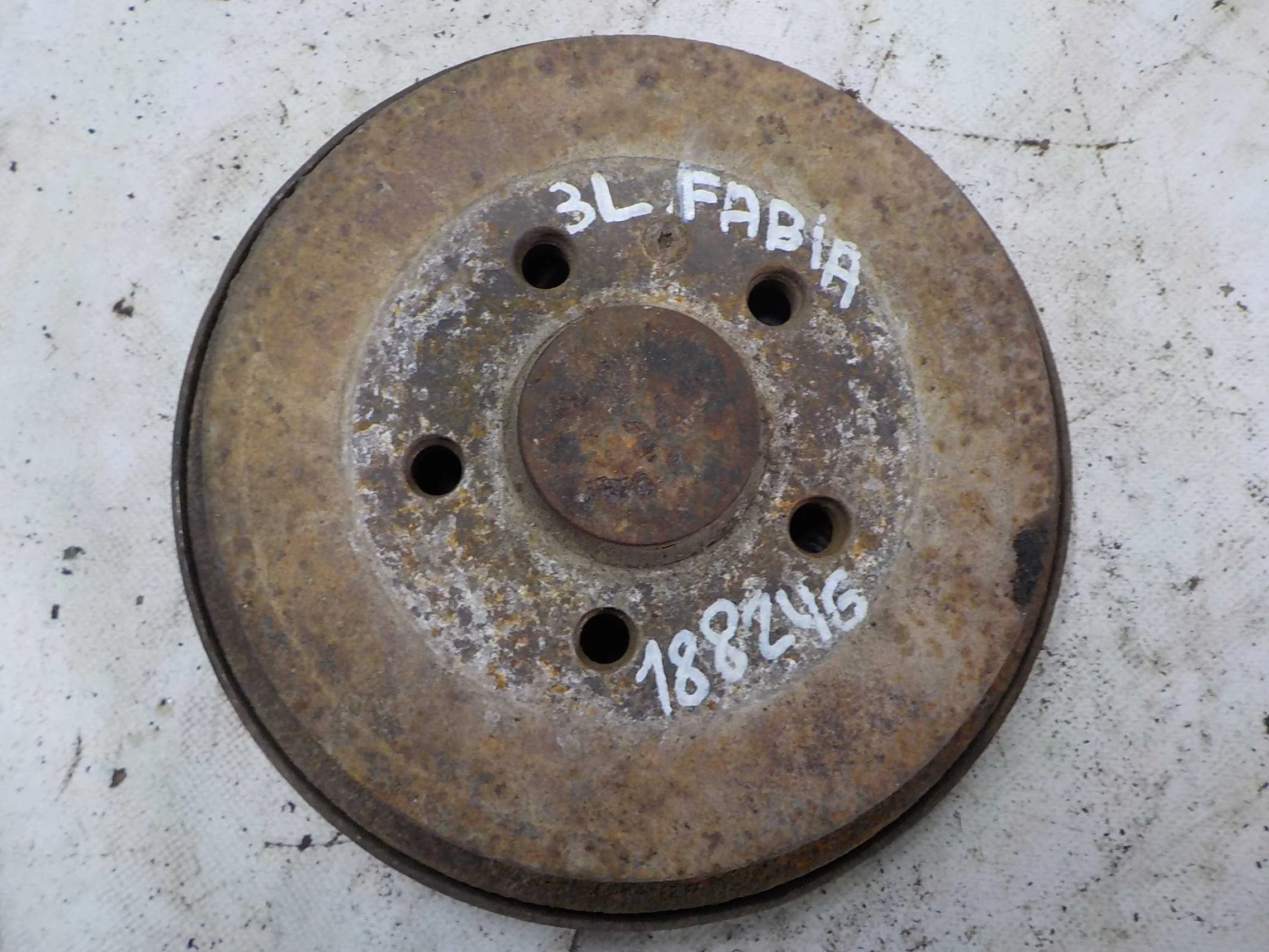 тормозной барабан Skoda Fabia I рестайлинг (2004—2007)  Лево