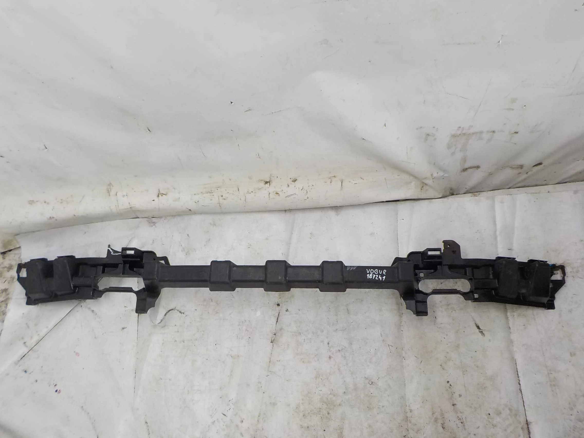 Усилитель бампера Land Rover Range Rover III рестайлинг (2005—2009) Перед