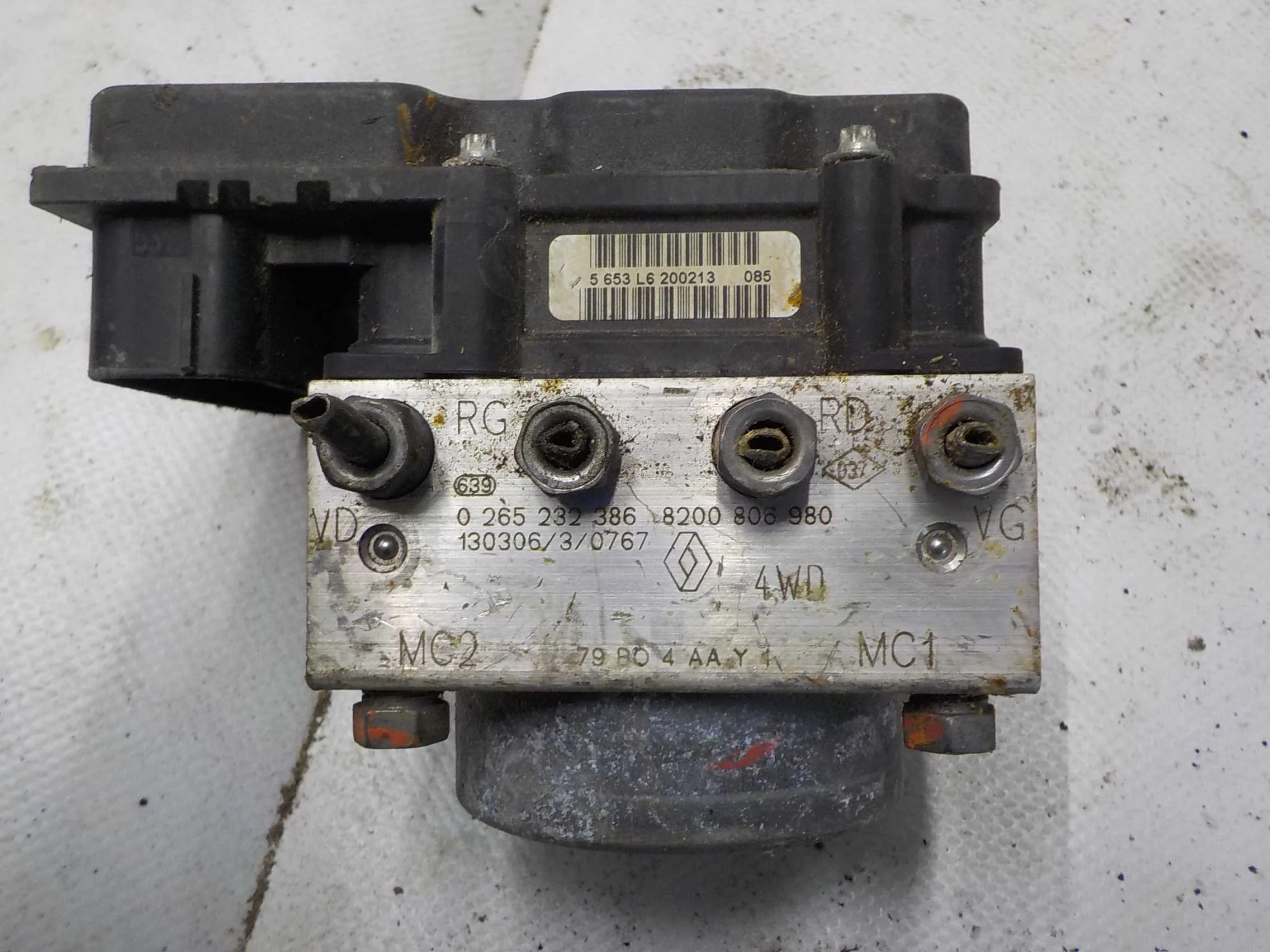 Блок управления ABS Renault Duster I (2010—2015)