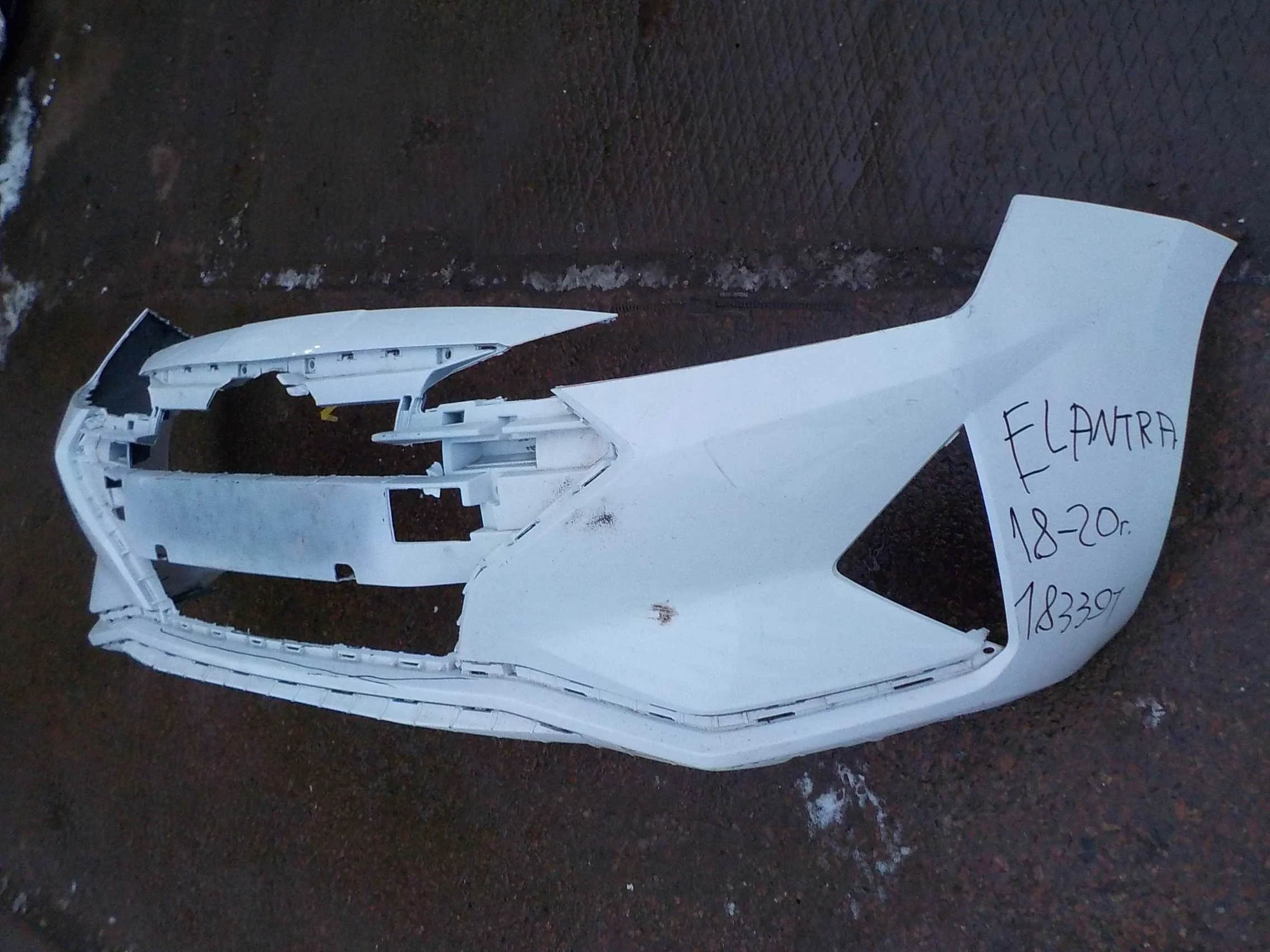 Бампер Hyundai Elantra VI рестайлинг (2018—2020) Перед