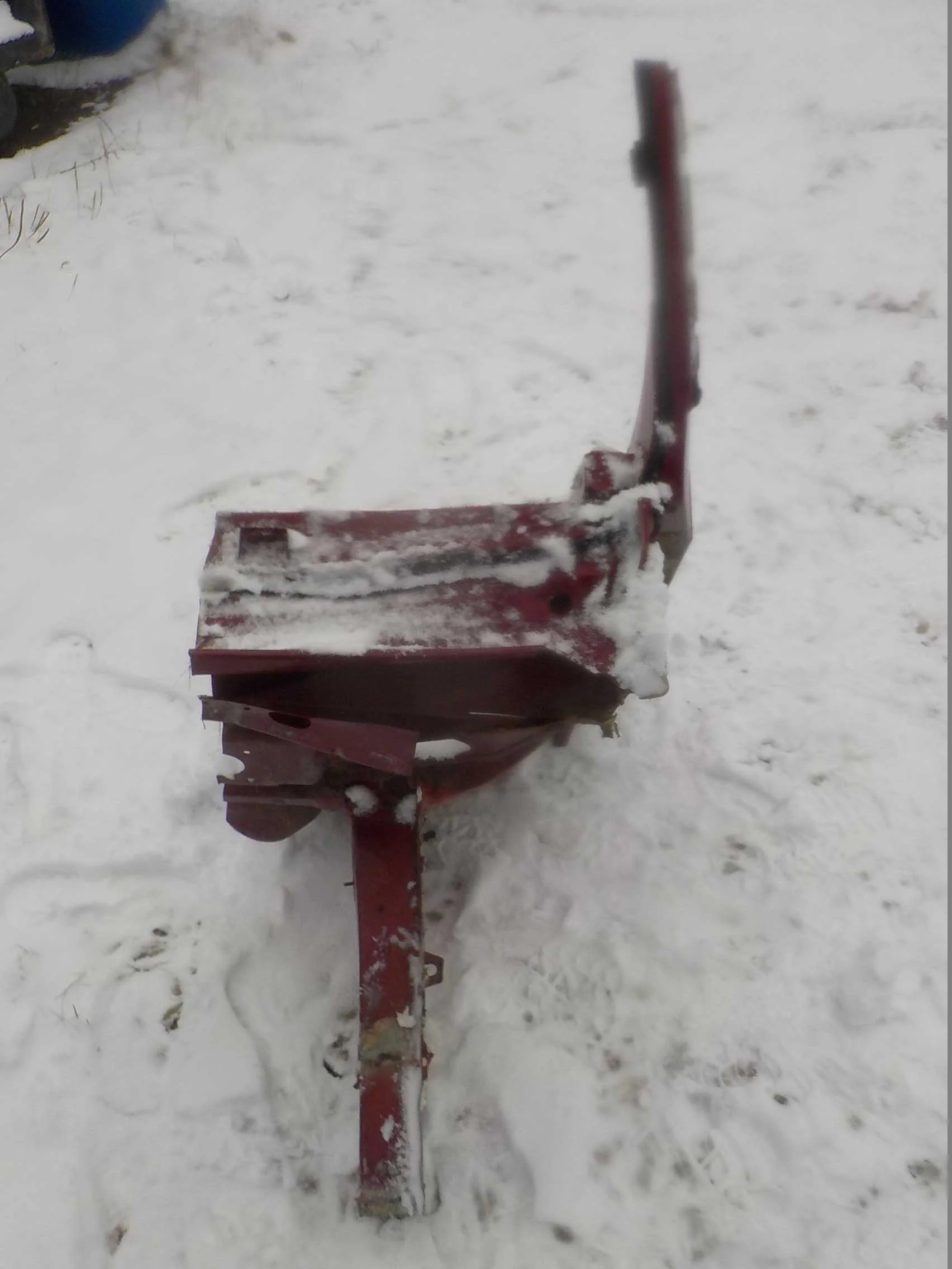 Лонжерон Renault Logan I рестайлинг (2009—2015) Перед Лево