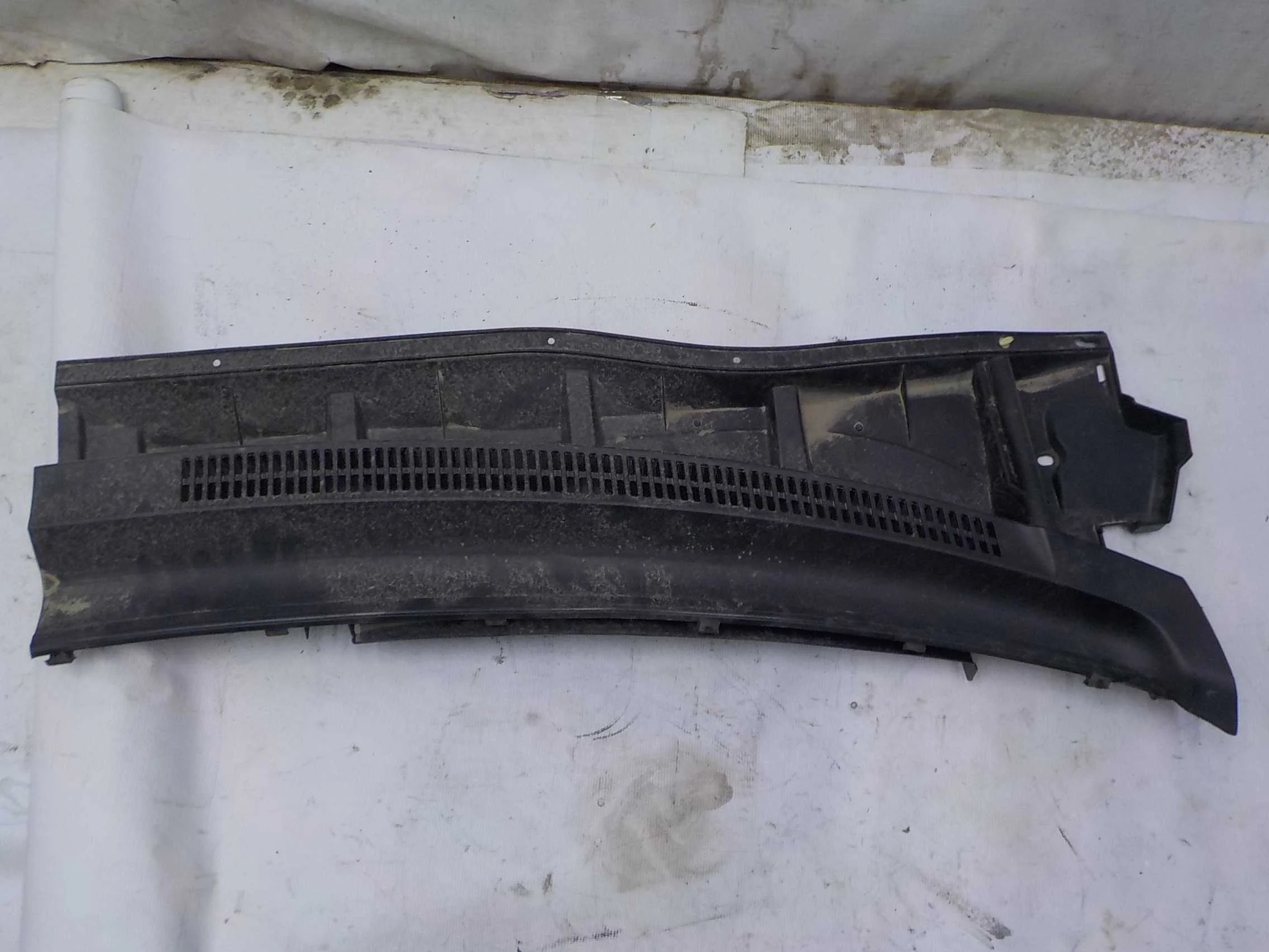 жабо Toyota Corolla X (2006—2010)  Право