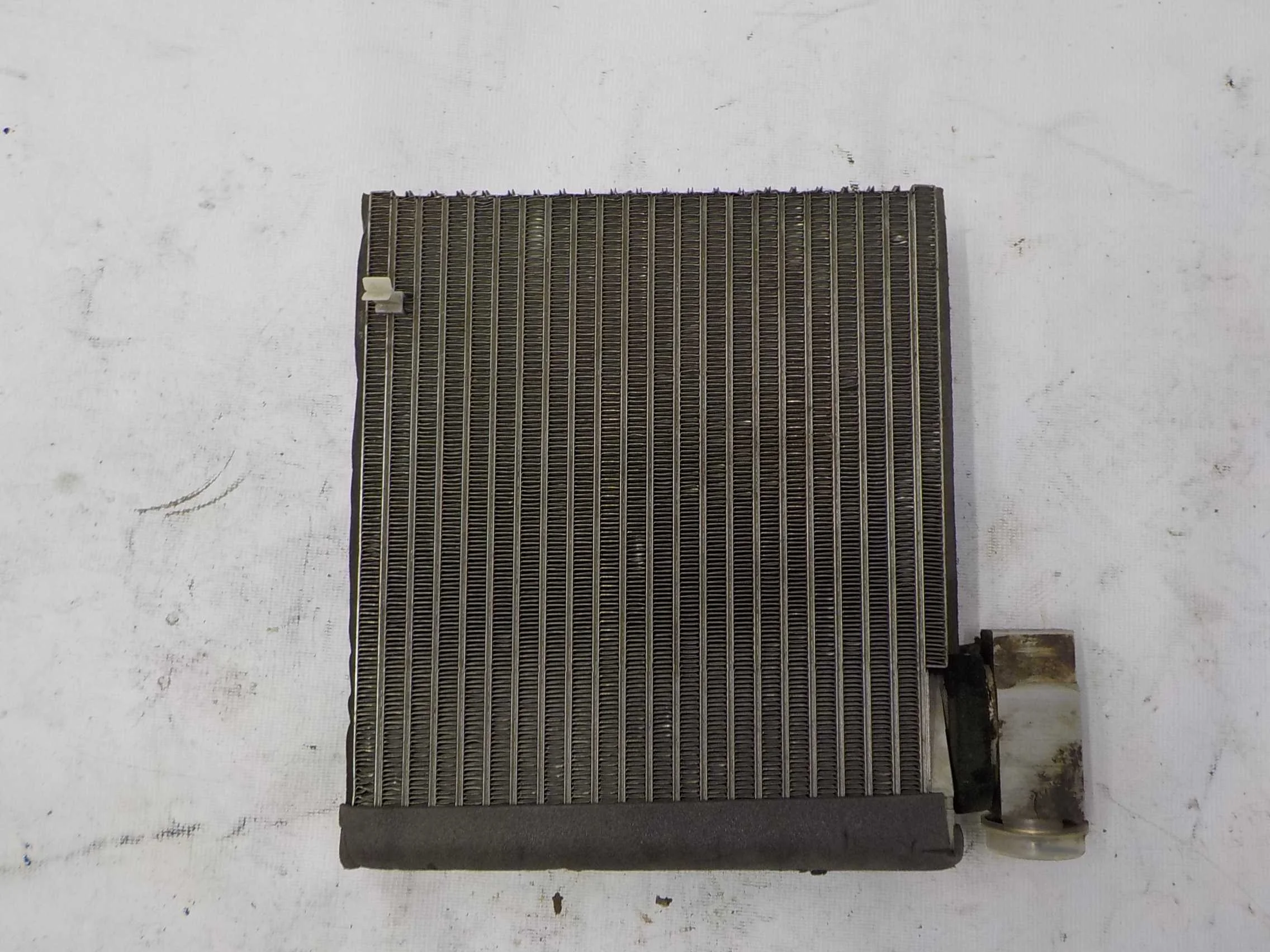 Испаритель кондиционера Mitsubishi Galant VIII рестайлинг (1998—2006)