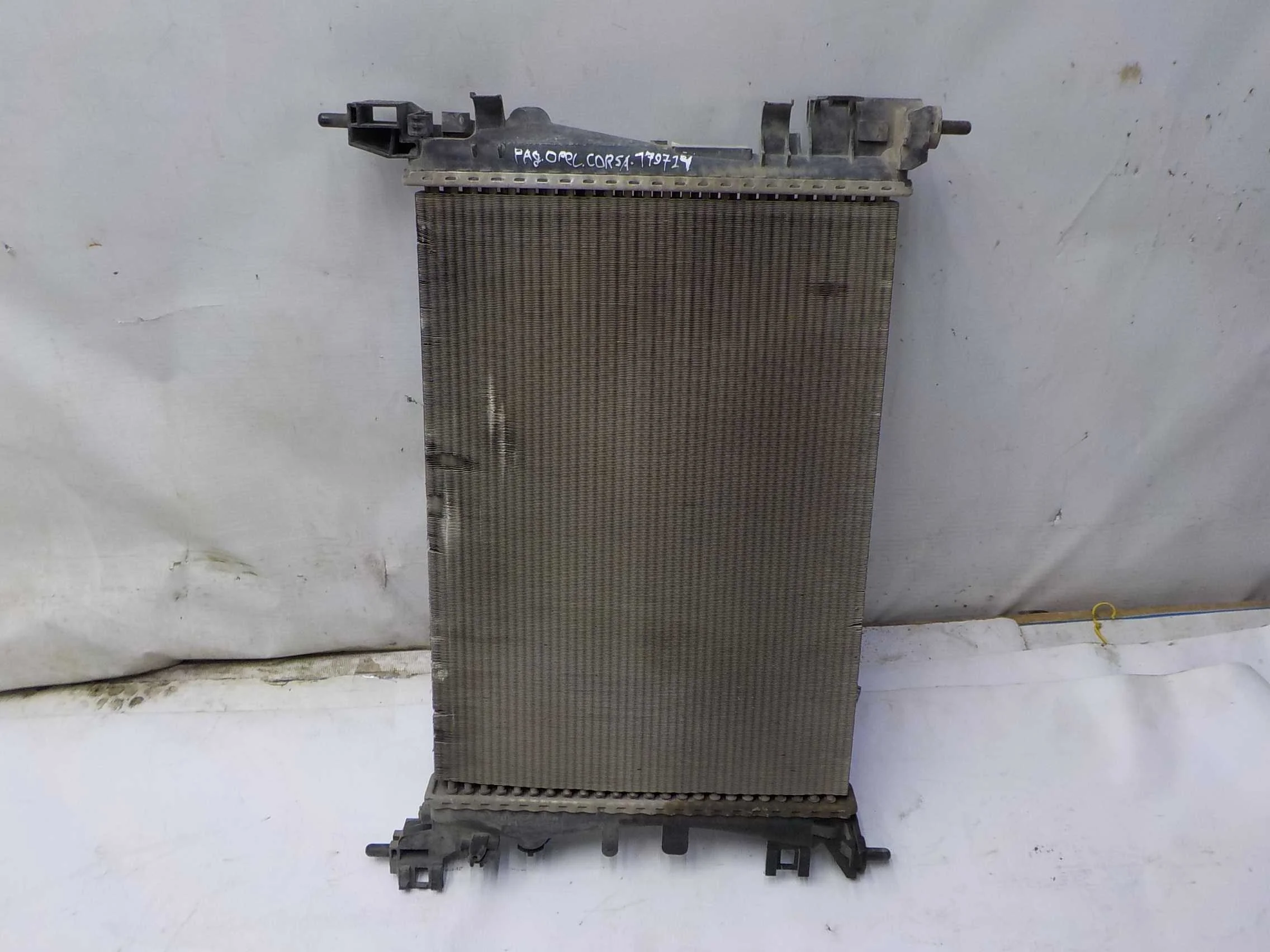 Радиатор основной Opel Corsa D (2006—2010)
