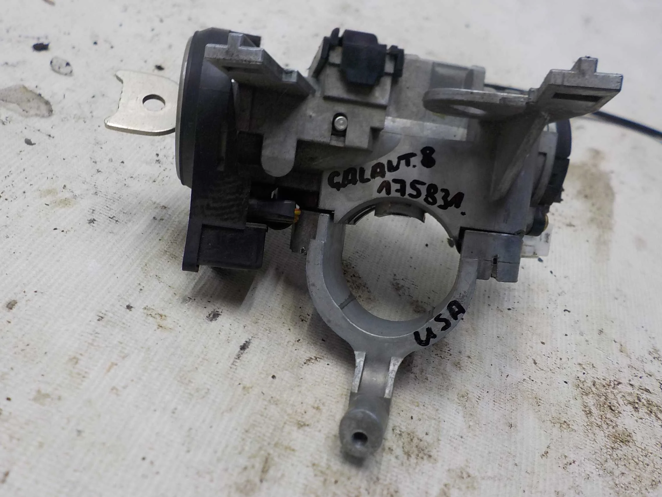 Замок зажигания Mitsubishi Galant VIII рестайлинг (1998—2006)