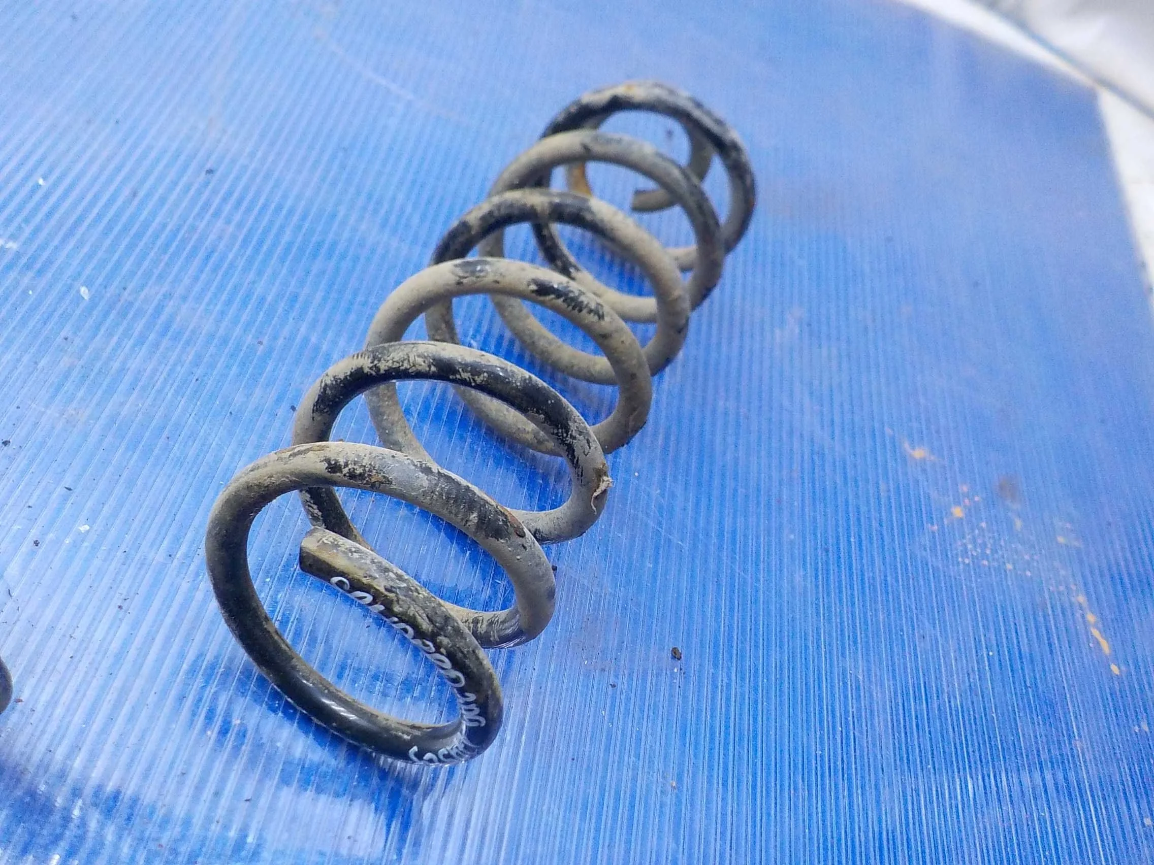 пружина Renault Sandero I (2009—2014) Зад