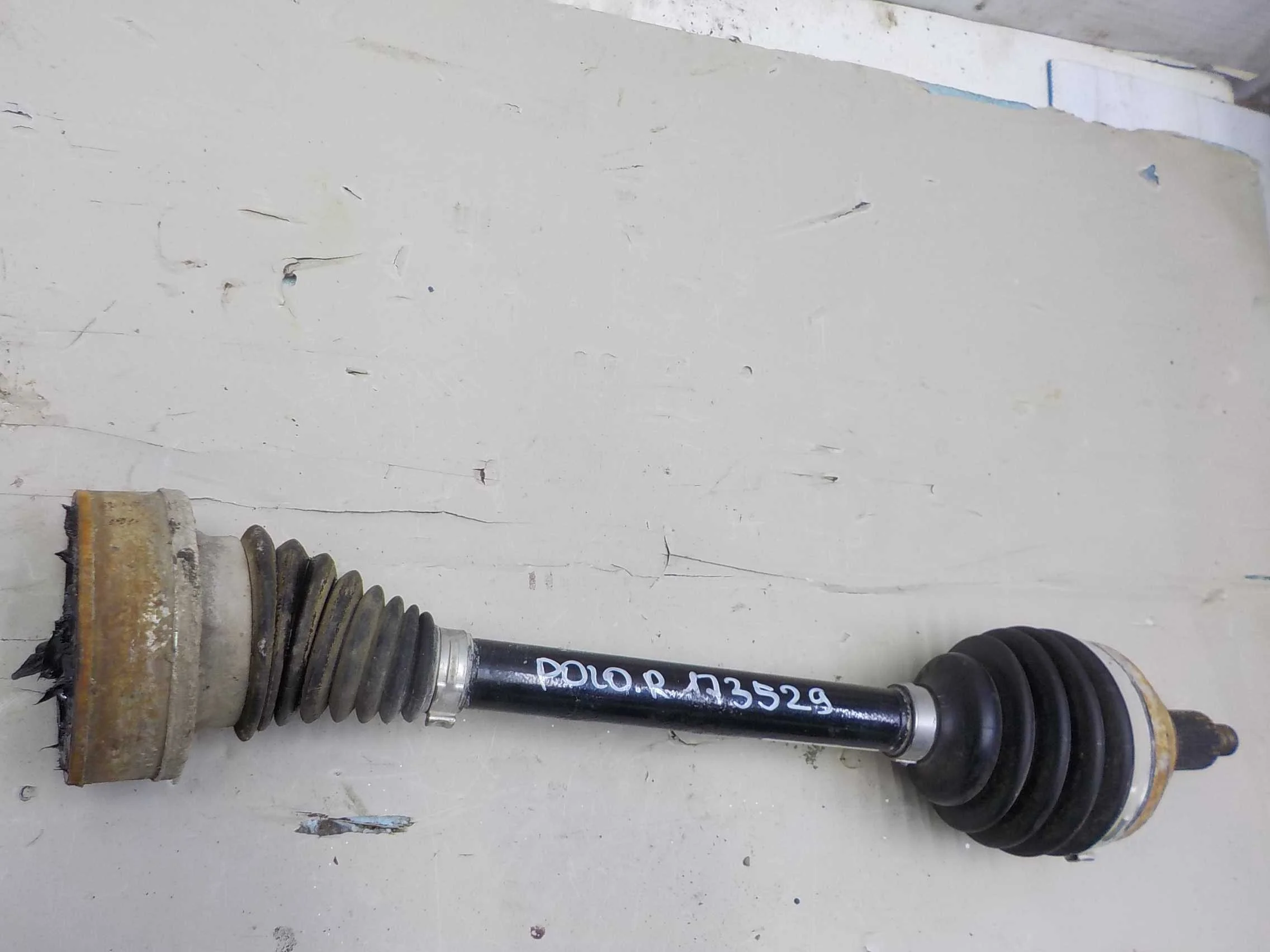 Привод Audi A1 8X (2010—2015)  Лево