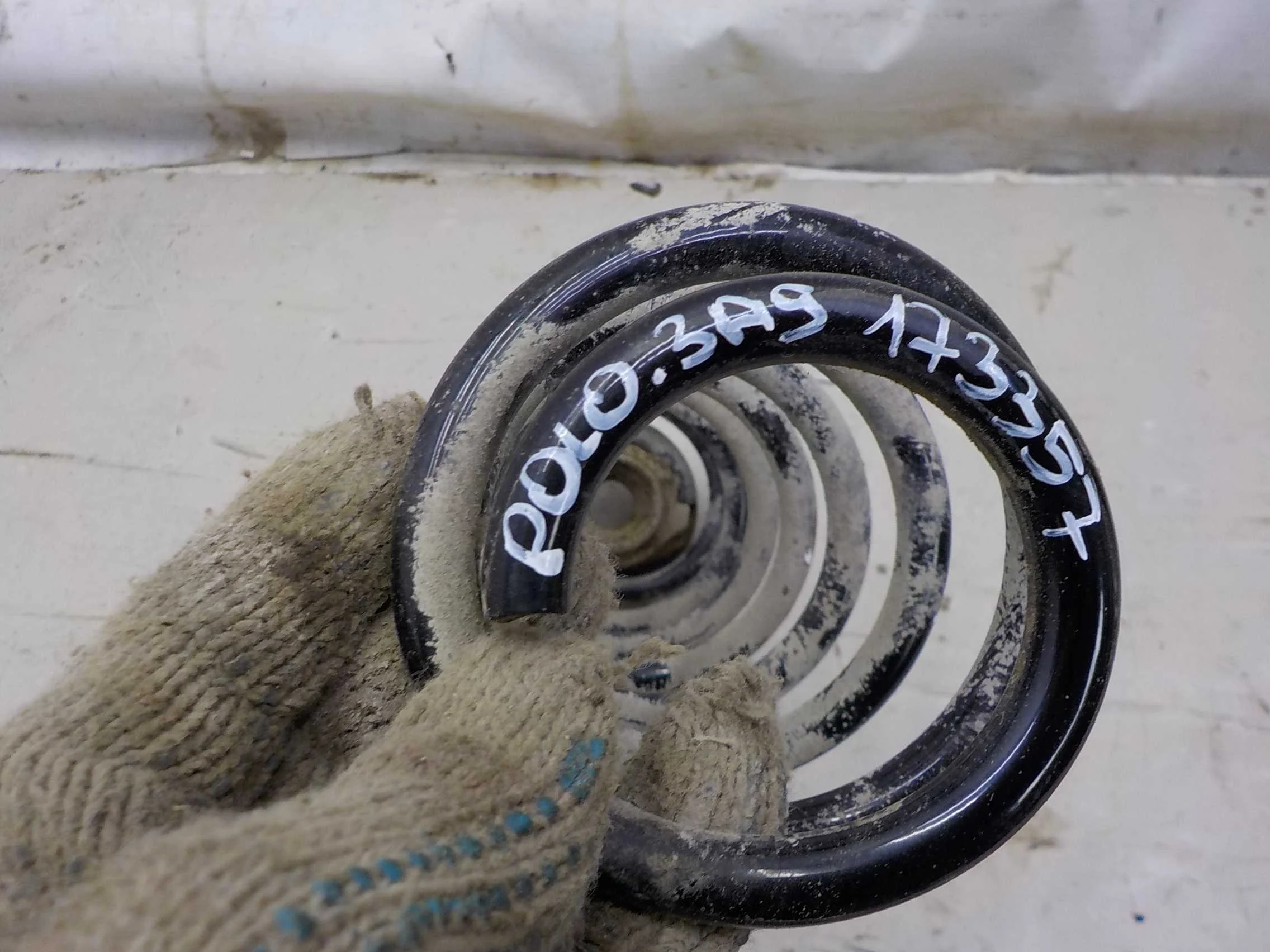 пружина Volkswagen Polo V (2009—2015) Зад