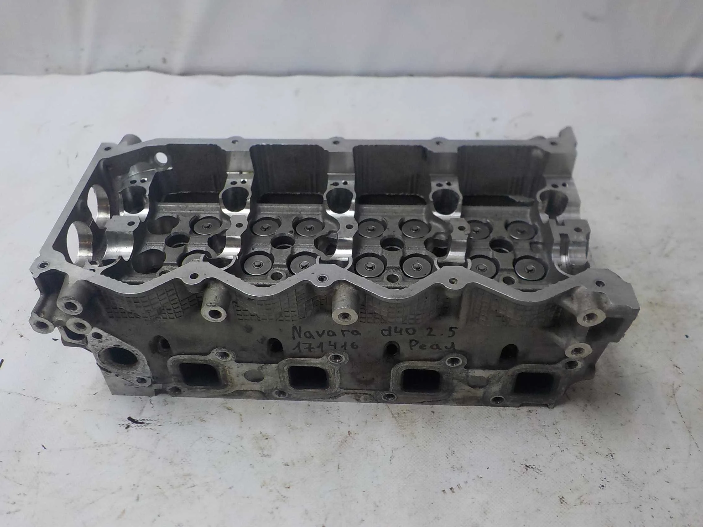 Головка блока цилиндров Nissan Navara D40 (2004—2010)