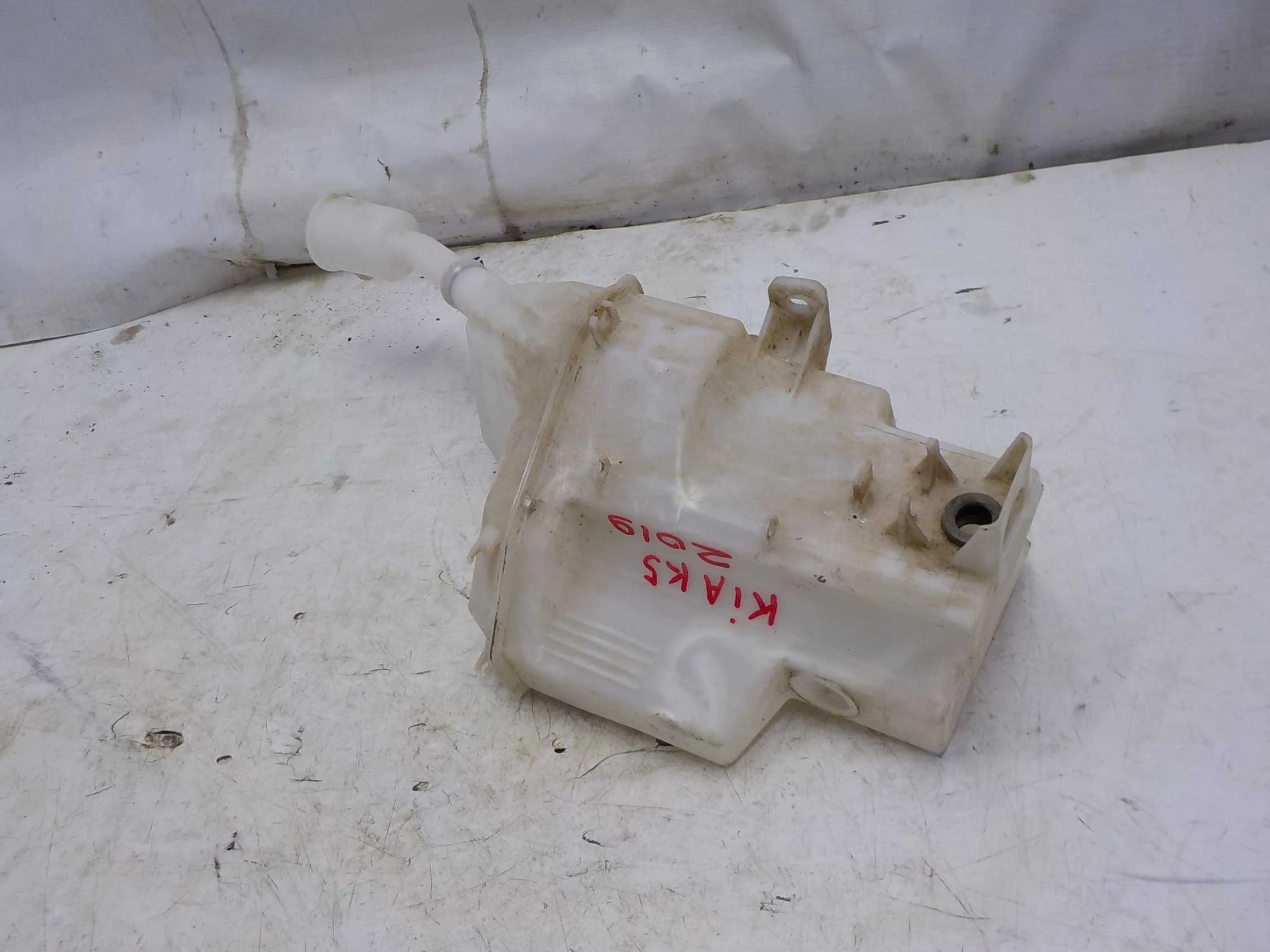 бачок стеклоомывателя Kia K5 III (2019—2025)