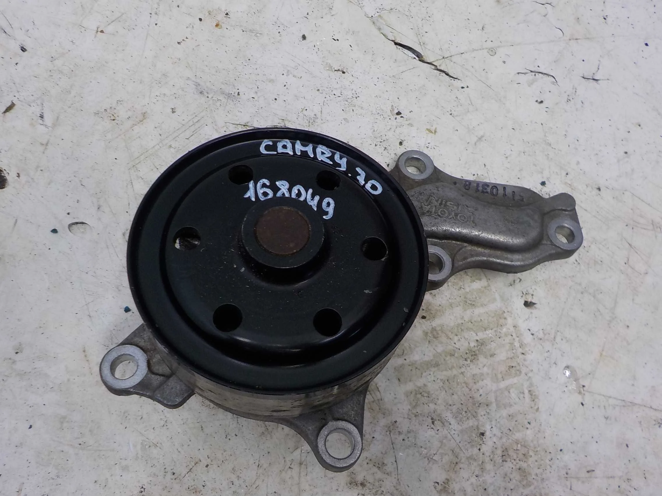 Помпа Toyota Camry XV50 рестайлинг (2014—2017)