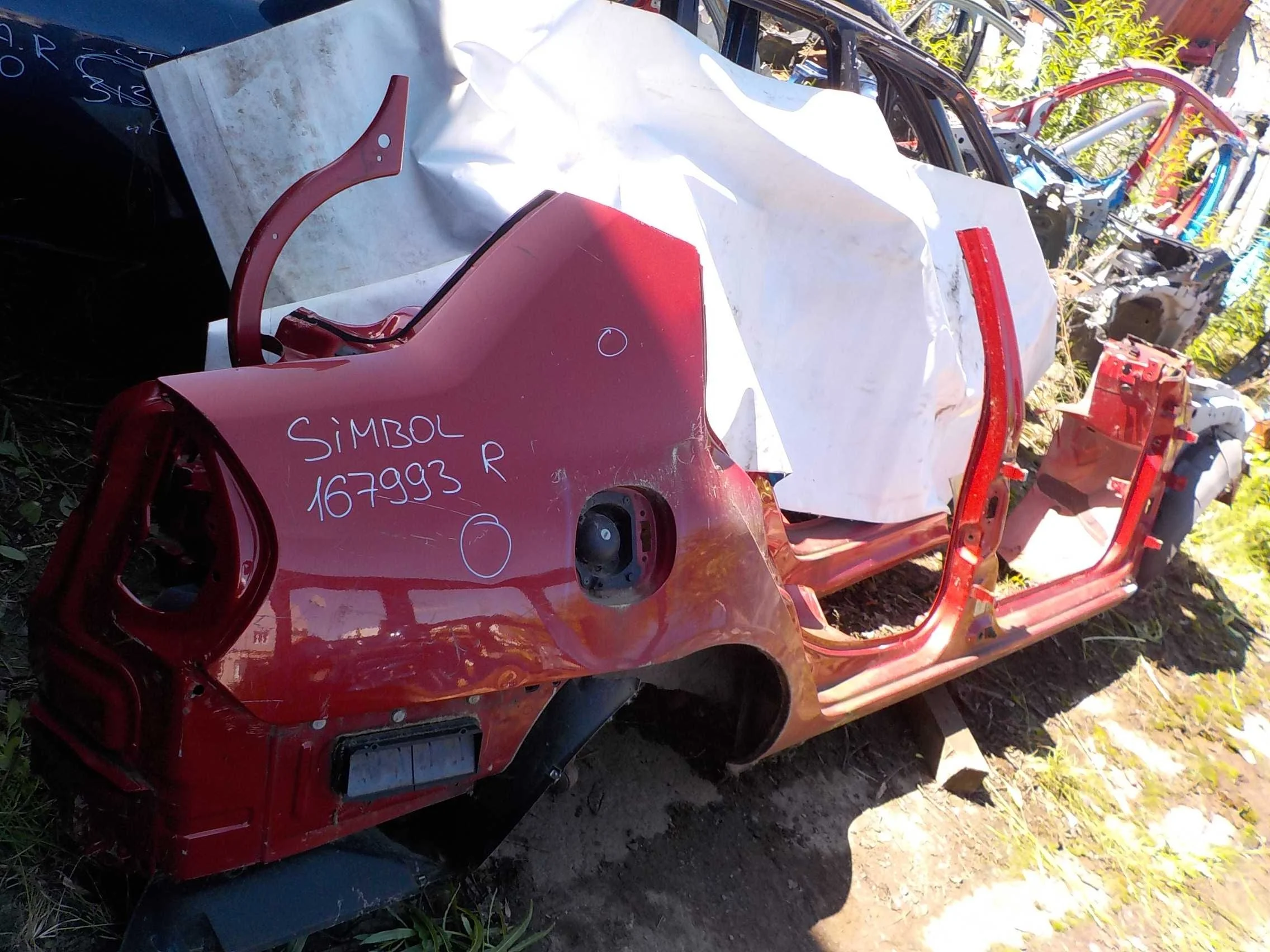 боковина кузова Renault Symbol I рестайлинг (2002—2006)  Право