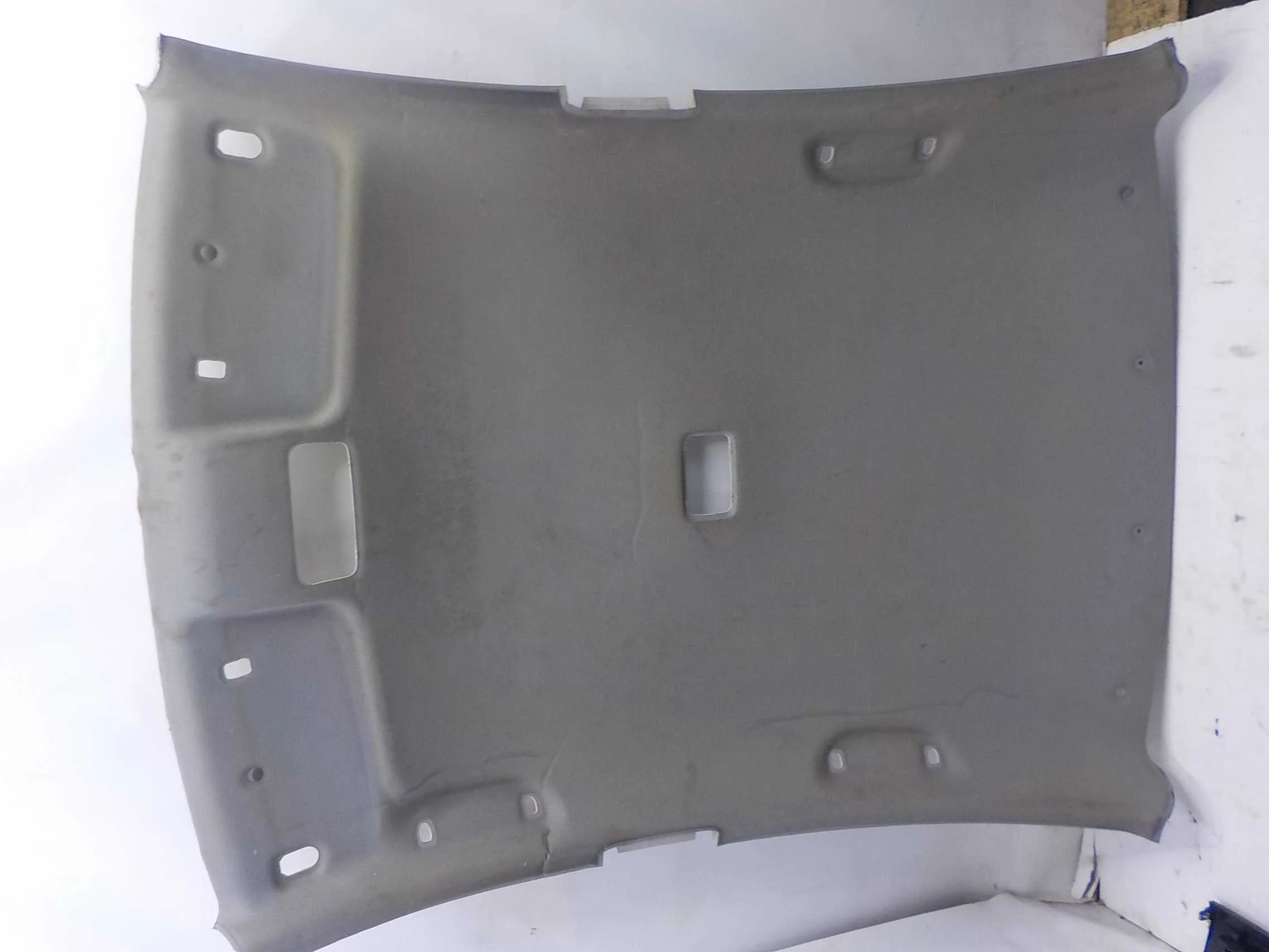 Обшивка потолка Hyundai Solaris I (2010—2014)