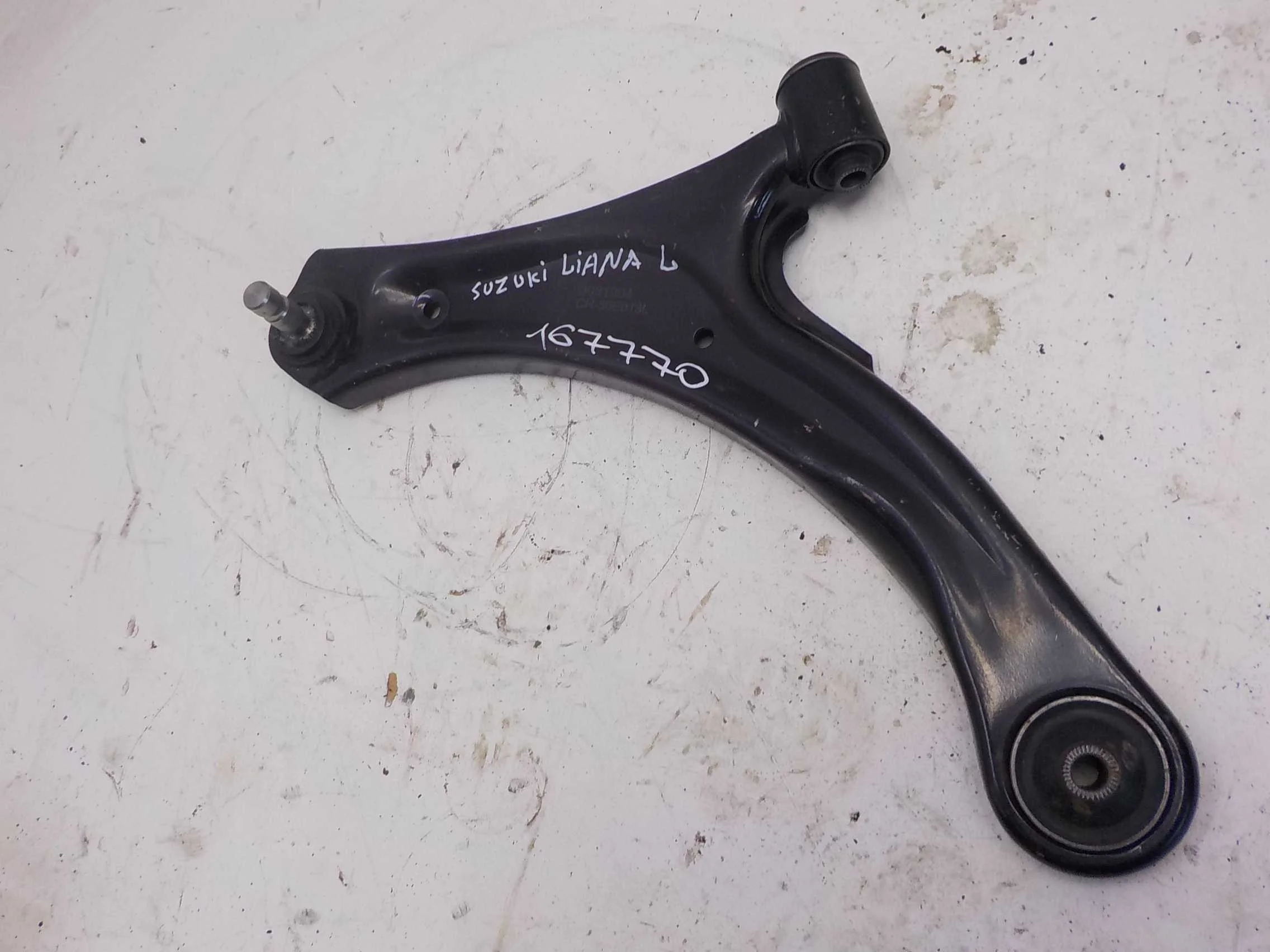 Рычаг Suzuki Liana I (2001—2006) Перед Лево