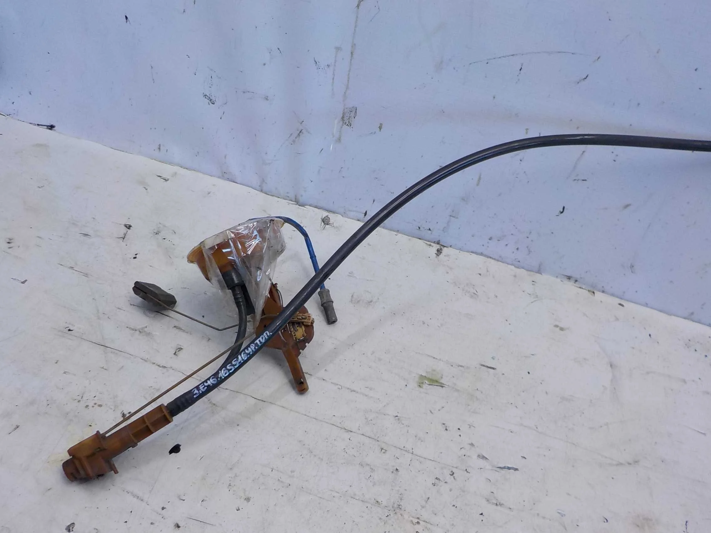 Датчик уровня топлива BMW 3 серия E46 рестайлинг (2001—2006)