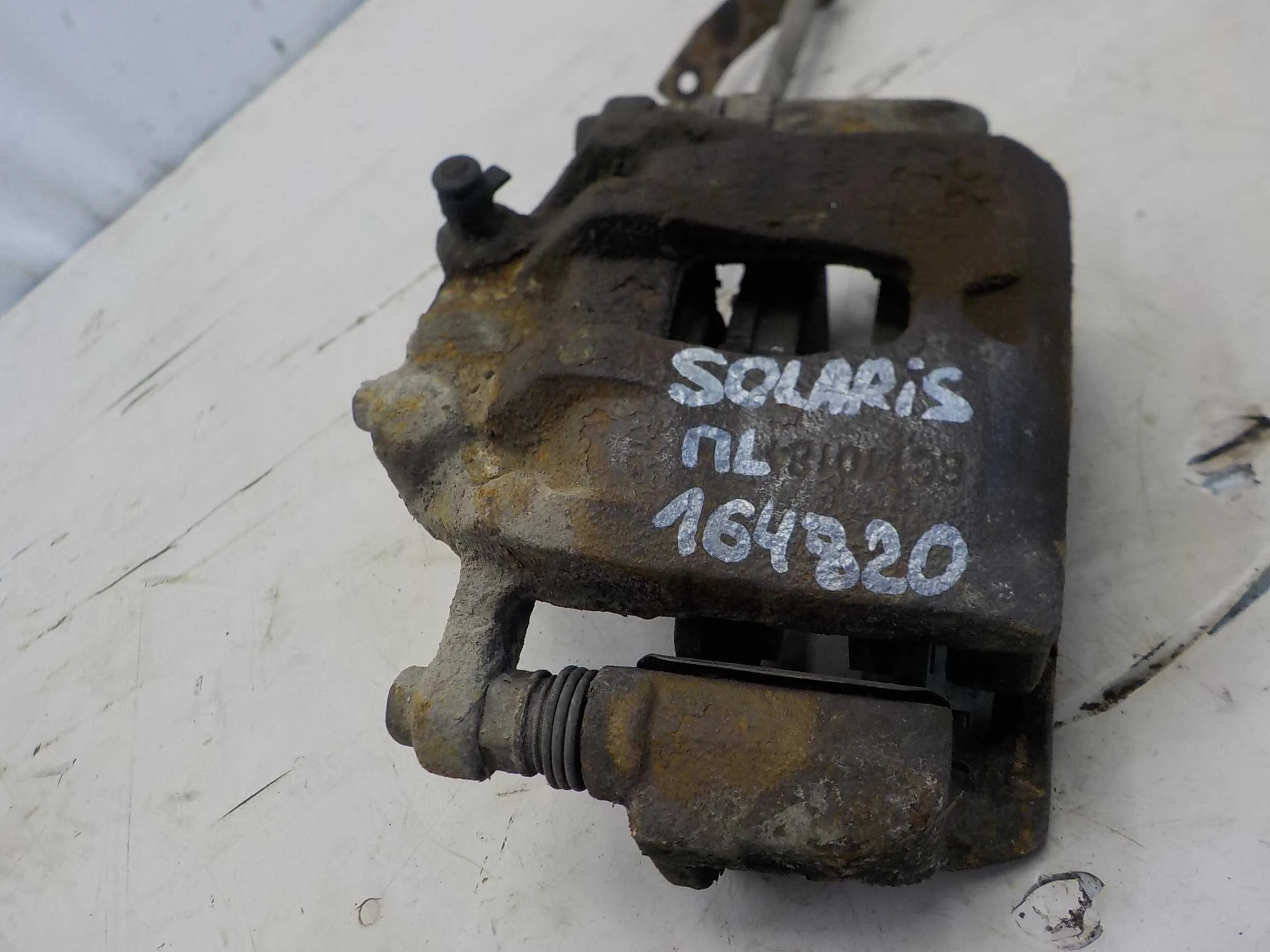 суппорт Hyundai Solaris I (2010—2014) Перед Лево