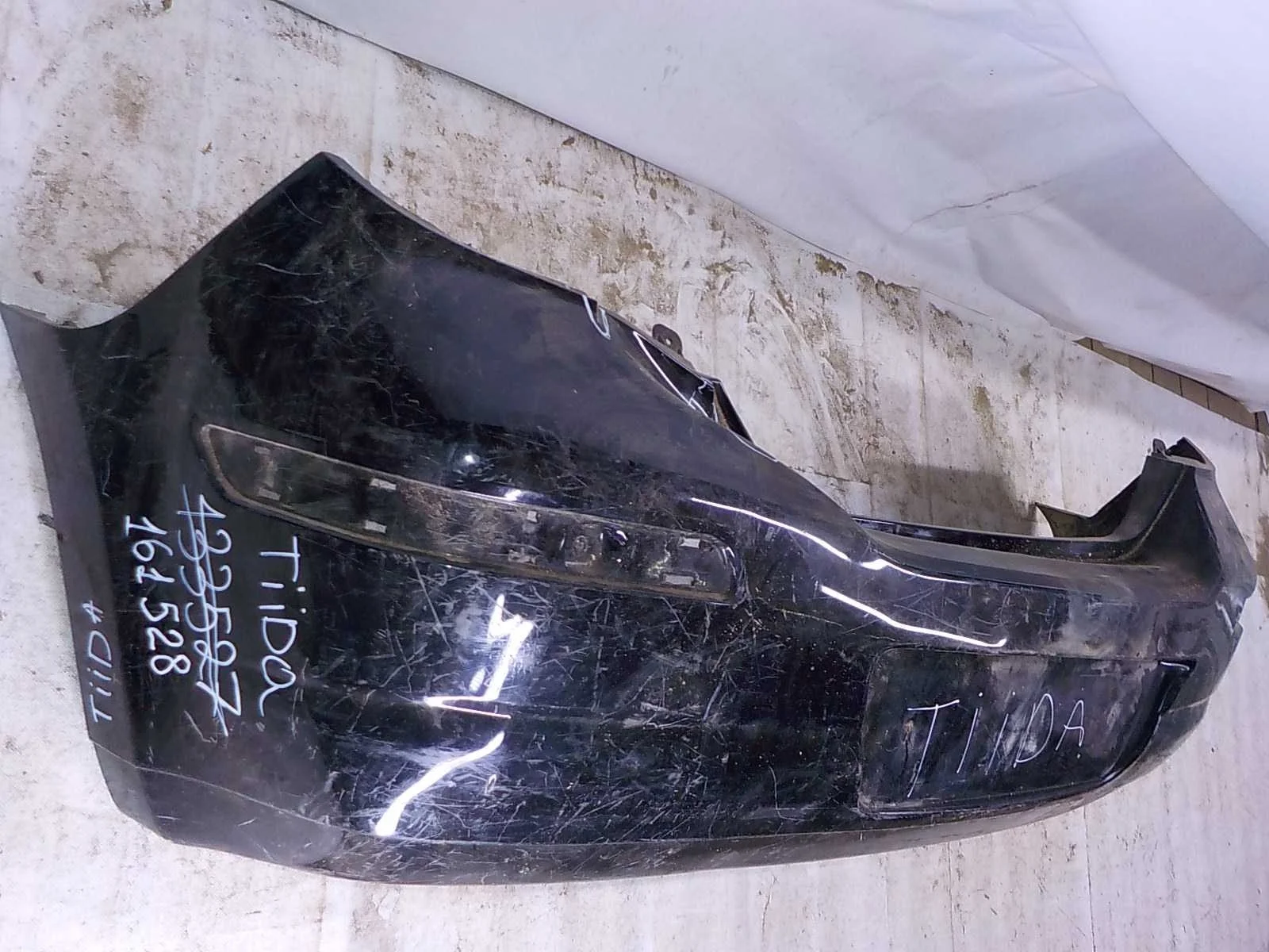 Бампер Nissan Tiida C11 рестайлинг (2010—2013) Зад