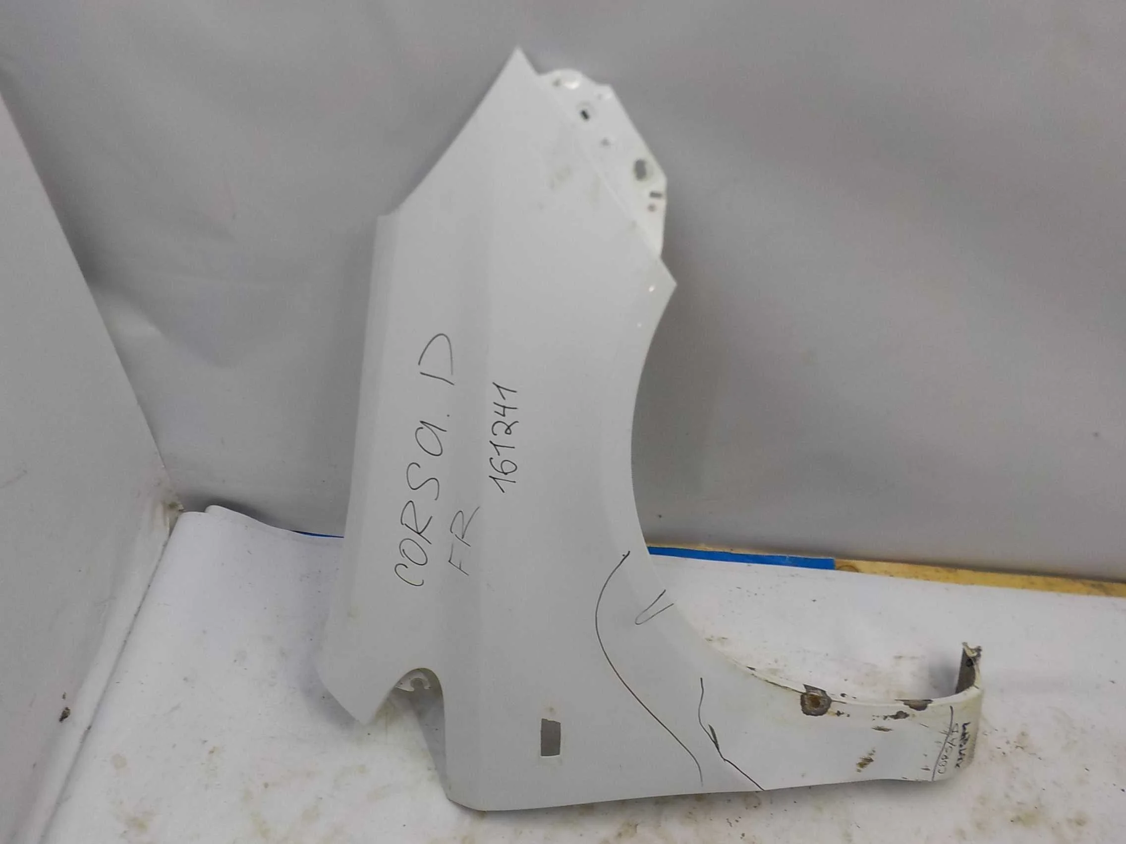 Крыло Opel Corsa D (2006—2010) Перед Право