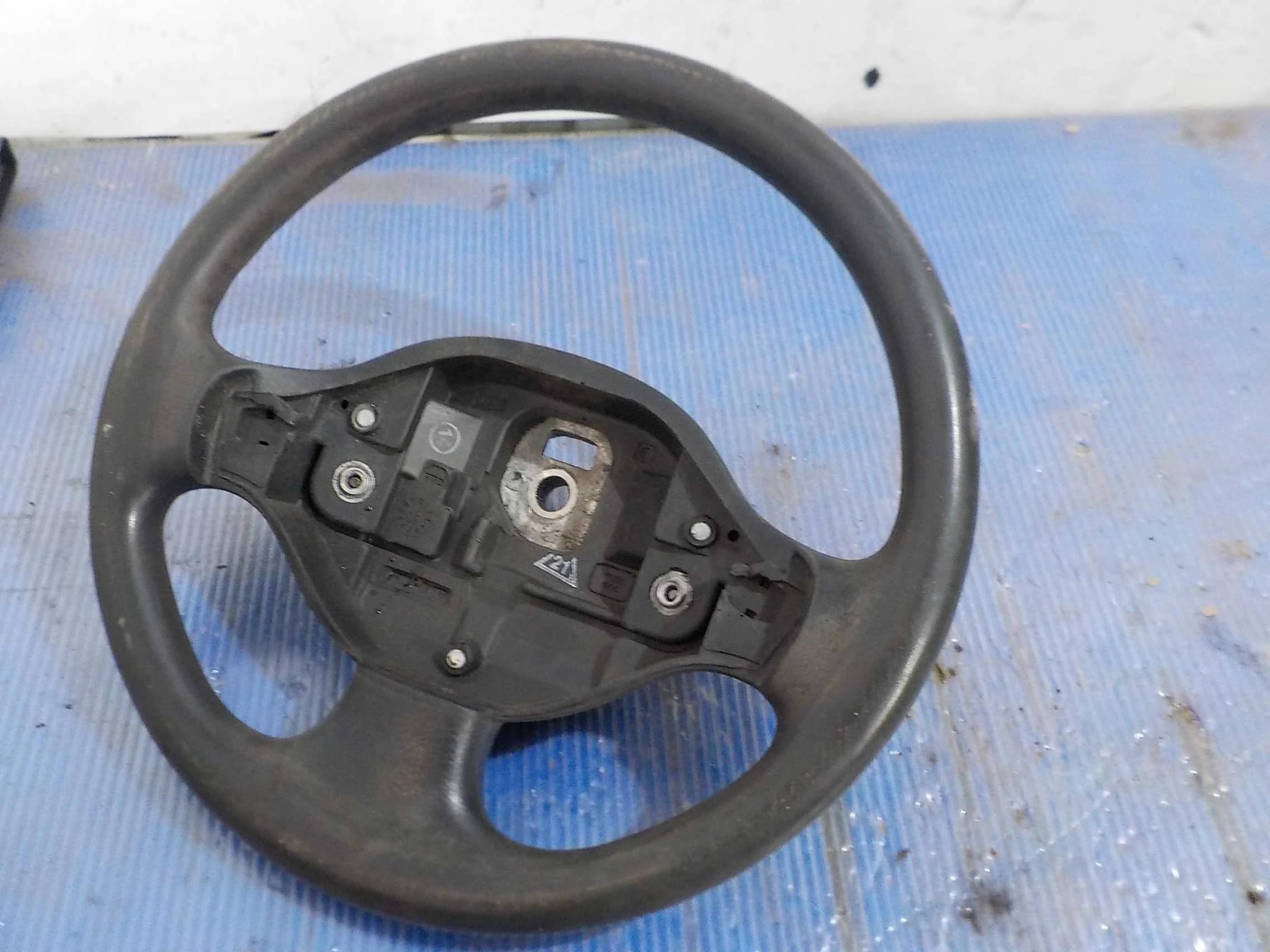 Руль Renault Logan I (2004—2009)