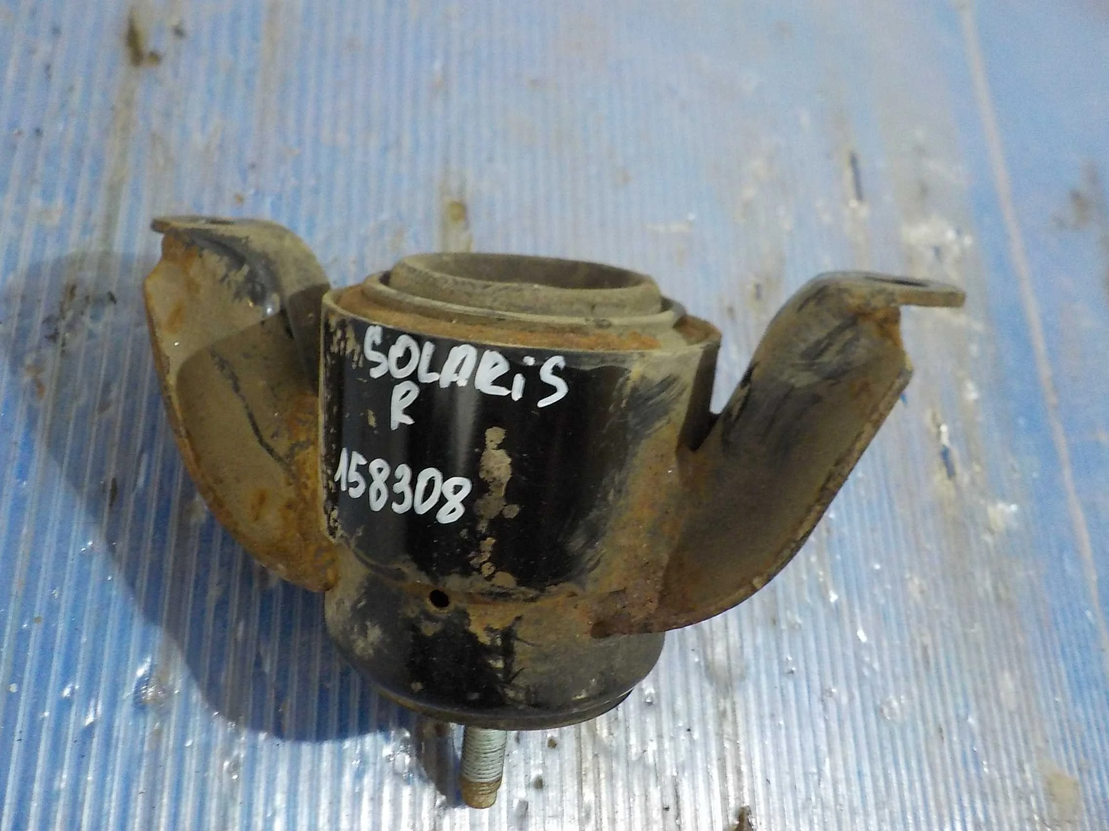 Опора двигателя Hyundai Solaris I (2010—2014)  Право