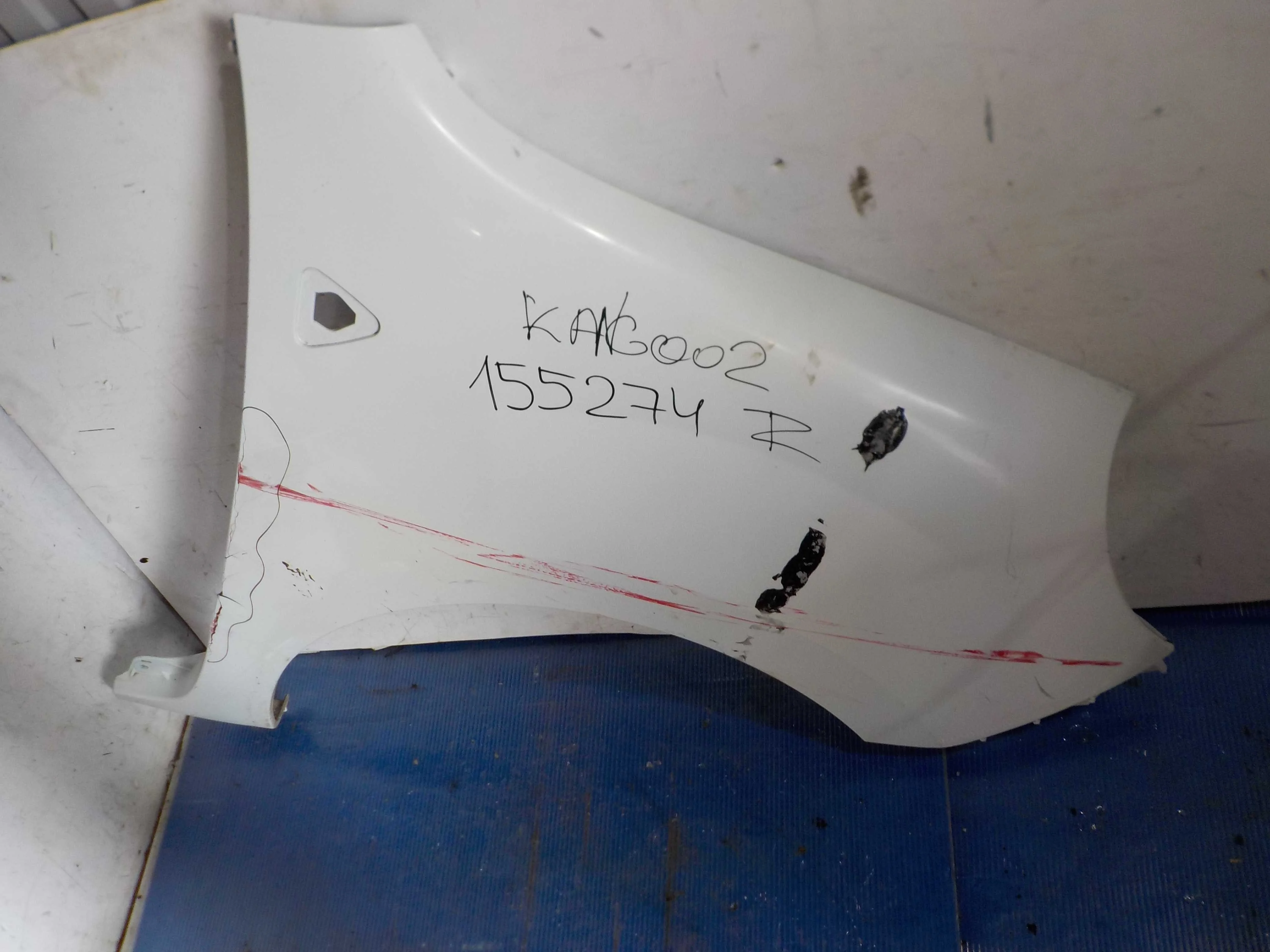 Крыло Renault Kangoo II (2008—2013) Перед Право