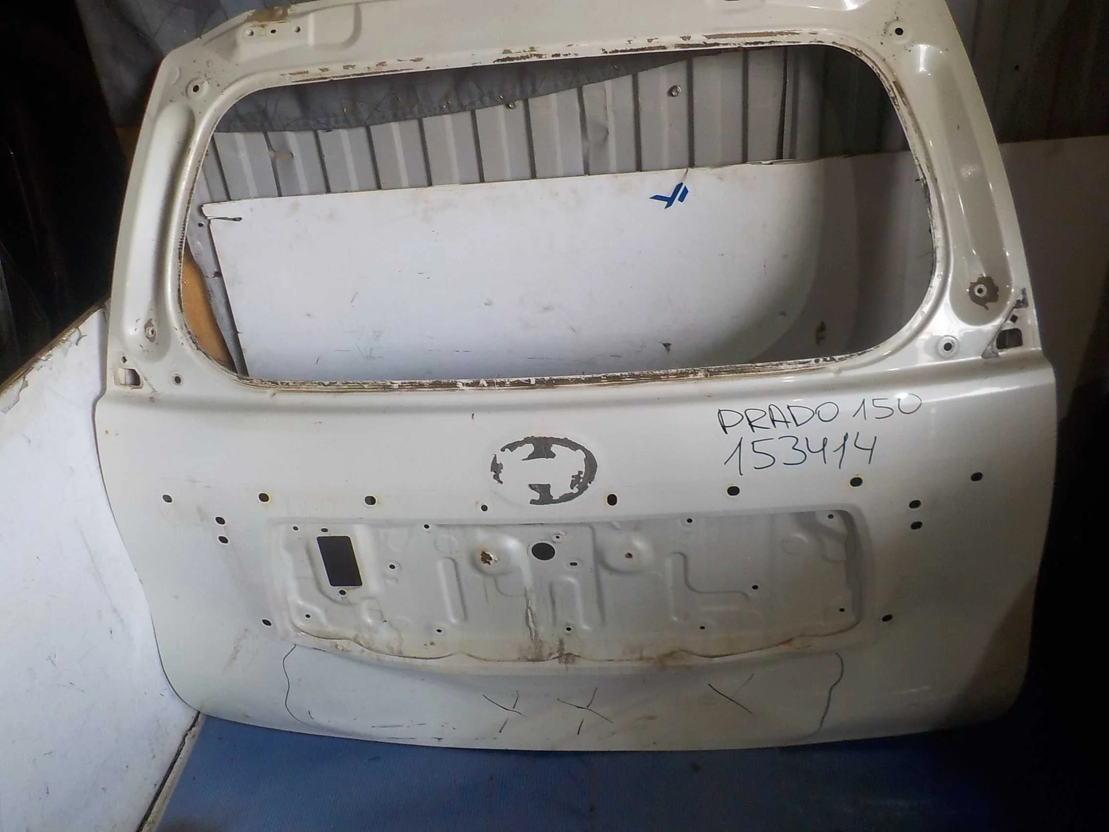 Крышка багажника Toyota Land Cruiser Prado 150 рестайлинг (2013—2017)