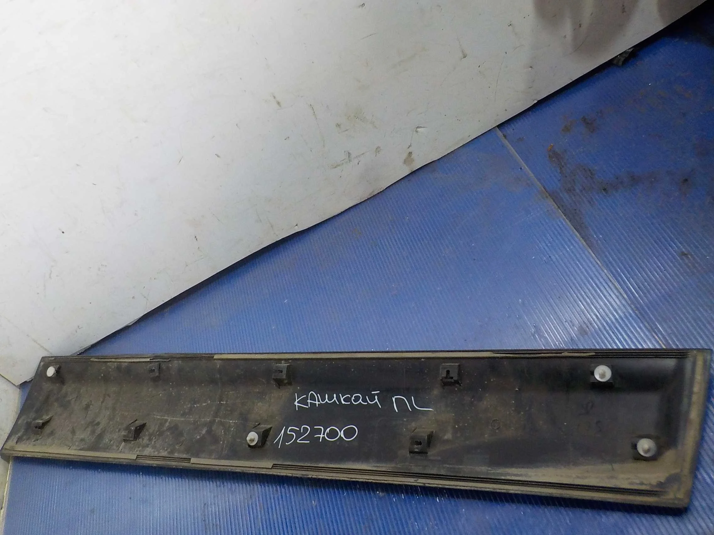 Накладка на дверь Nissan Qashqai+2 I рестайлинг (2010—2013) Перед Лево