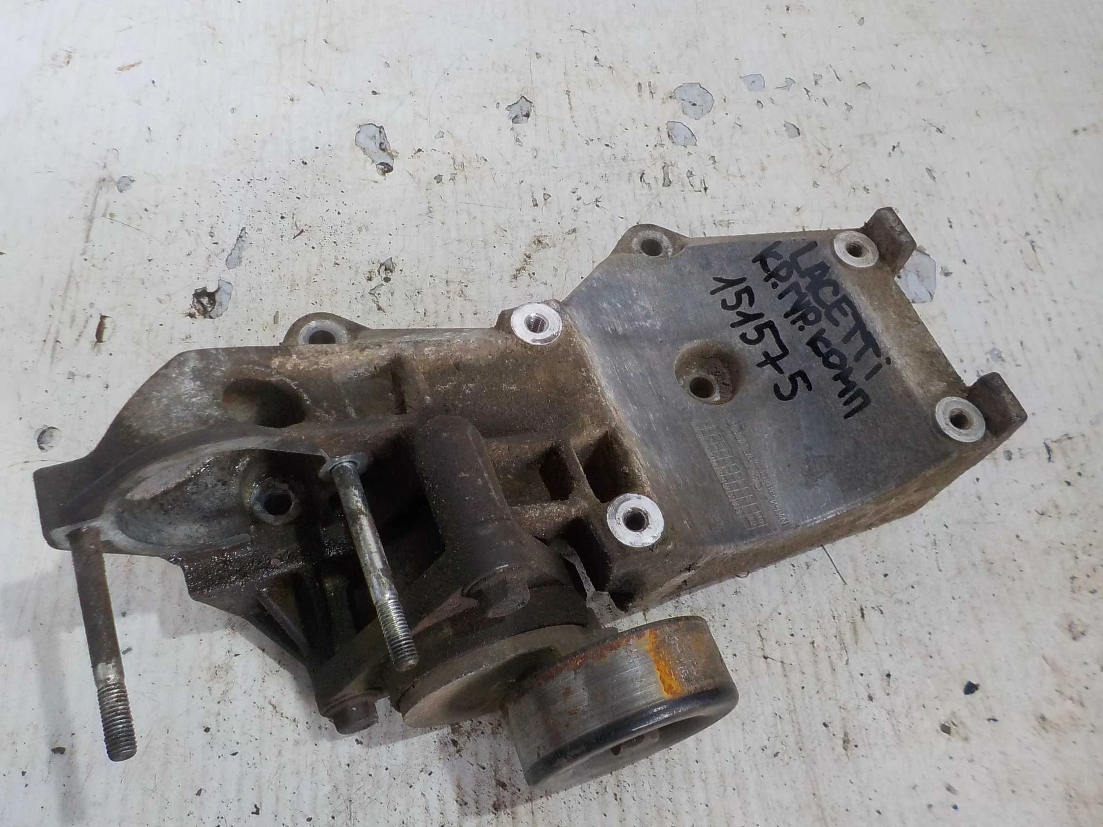 Кронштейн компрессора кондиционера Chevrolet Lacetti I (2004—2013)