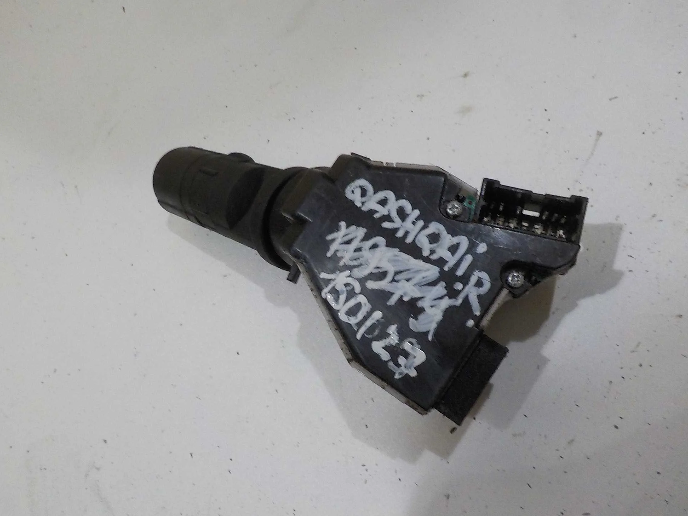 подрулевой переключатель Nissan Qashqai I (2006—2010)  Право