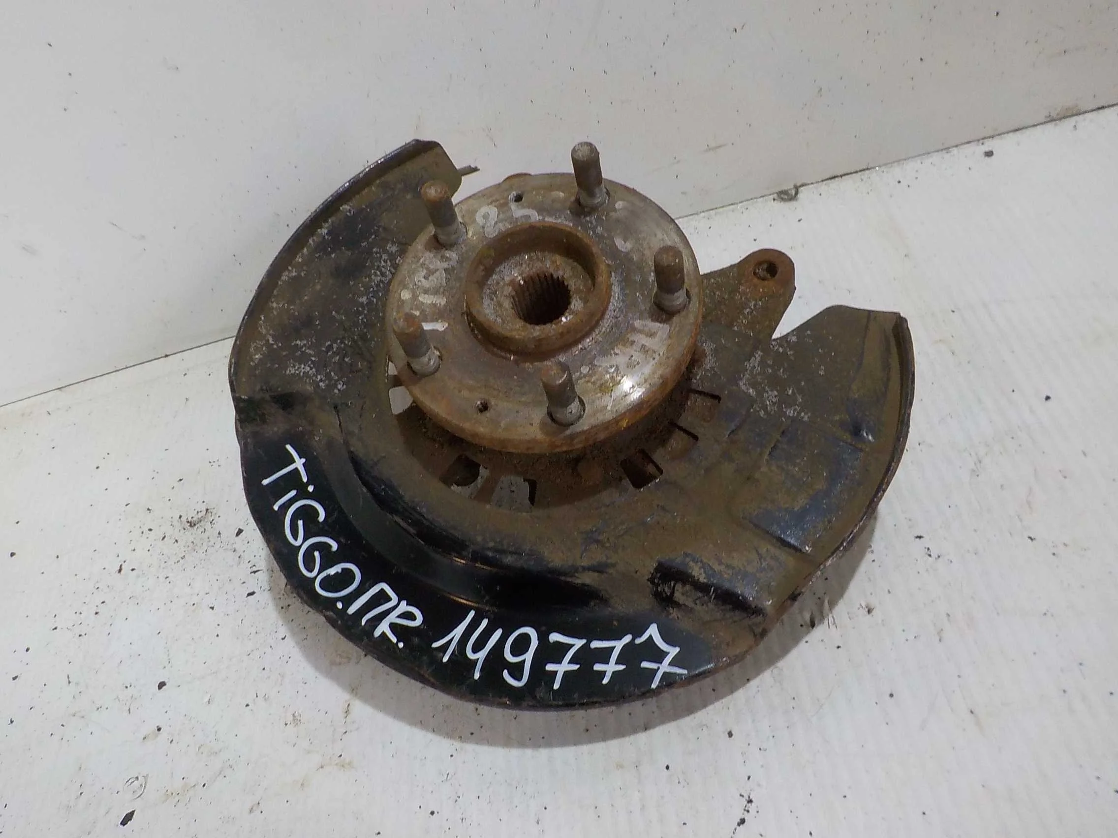 кулак поворотный Chery Tiggo (T11) T11 (2005—2013) Перед Право