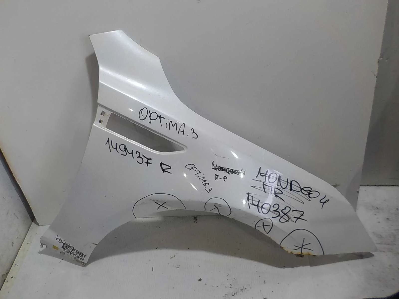 Крыло Kia Optima III (2010—2013) Перед Право
