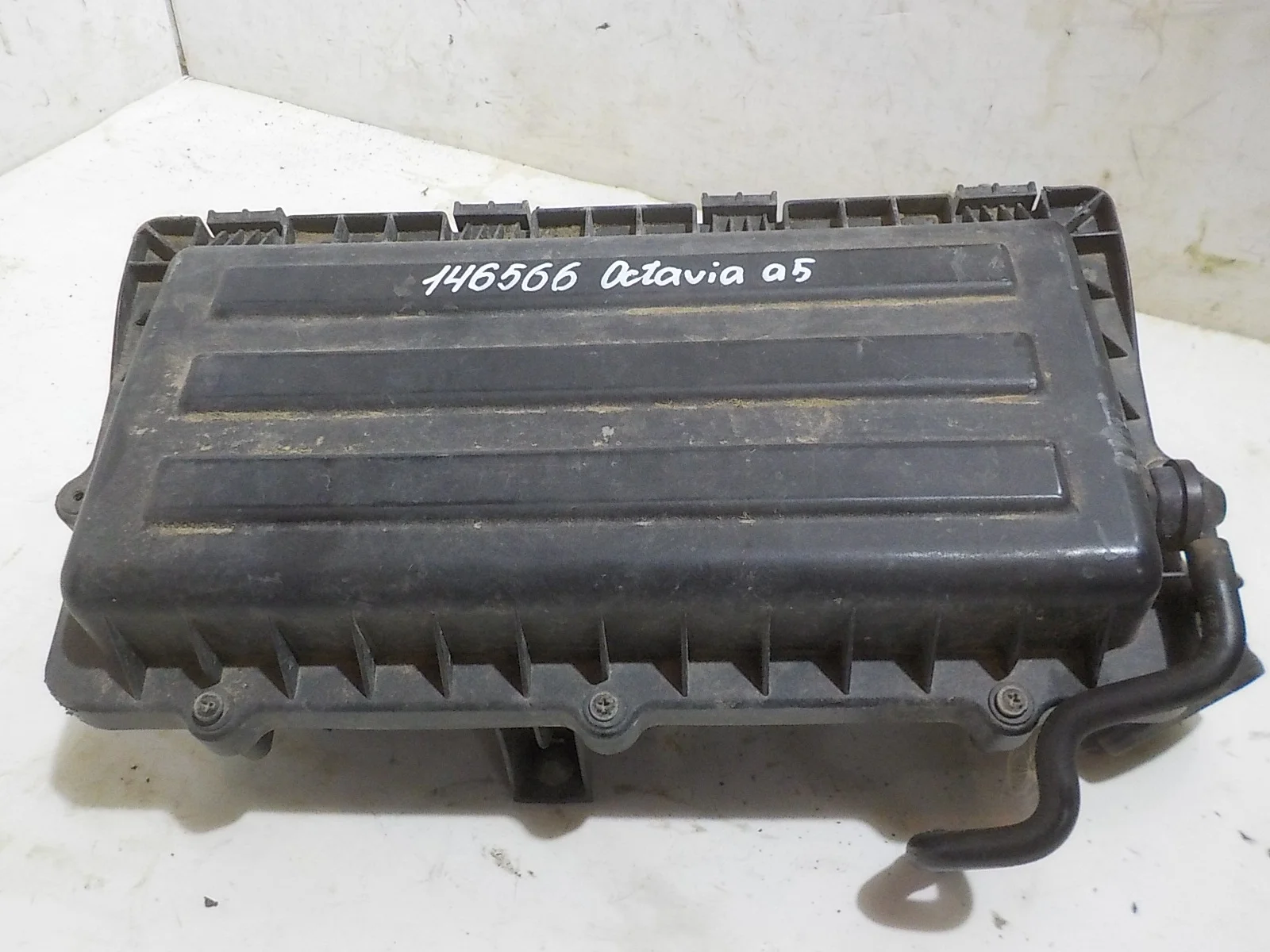 Корпус воздушного фильтра Volkswagen Jetta VI (2010—2015)