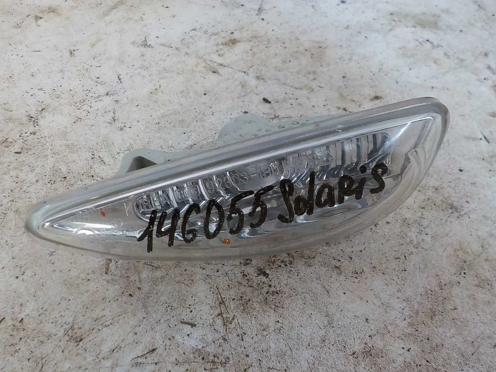 повторитель Hyundai Solaris I (2010—2014) Перед Лево