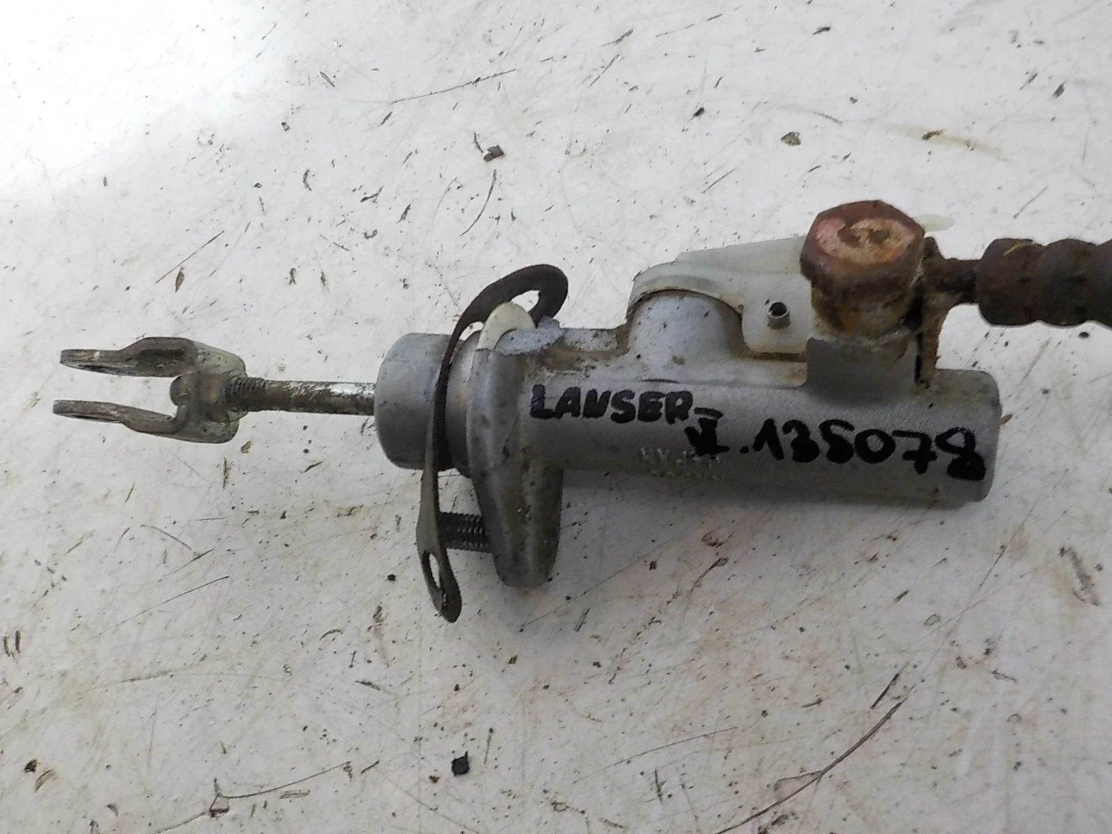 главный цилиндр сцепления Mitsubishi Lancer IX (2000—2007)