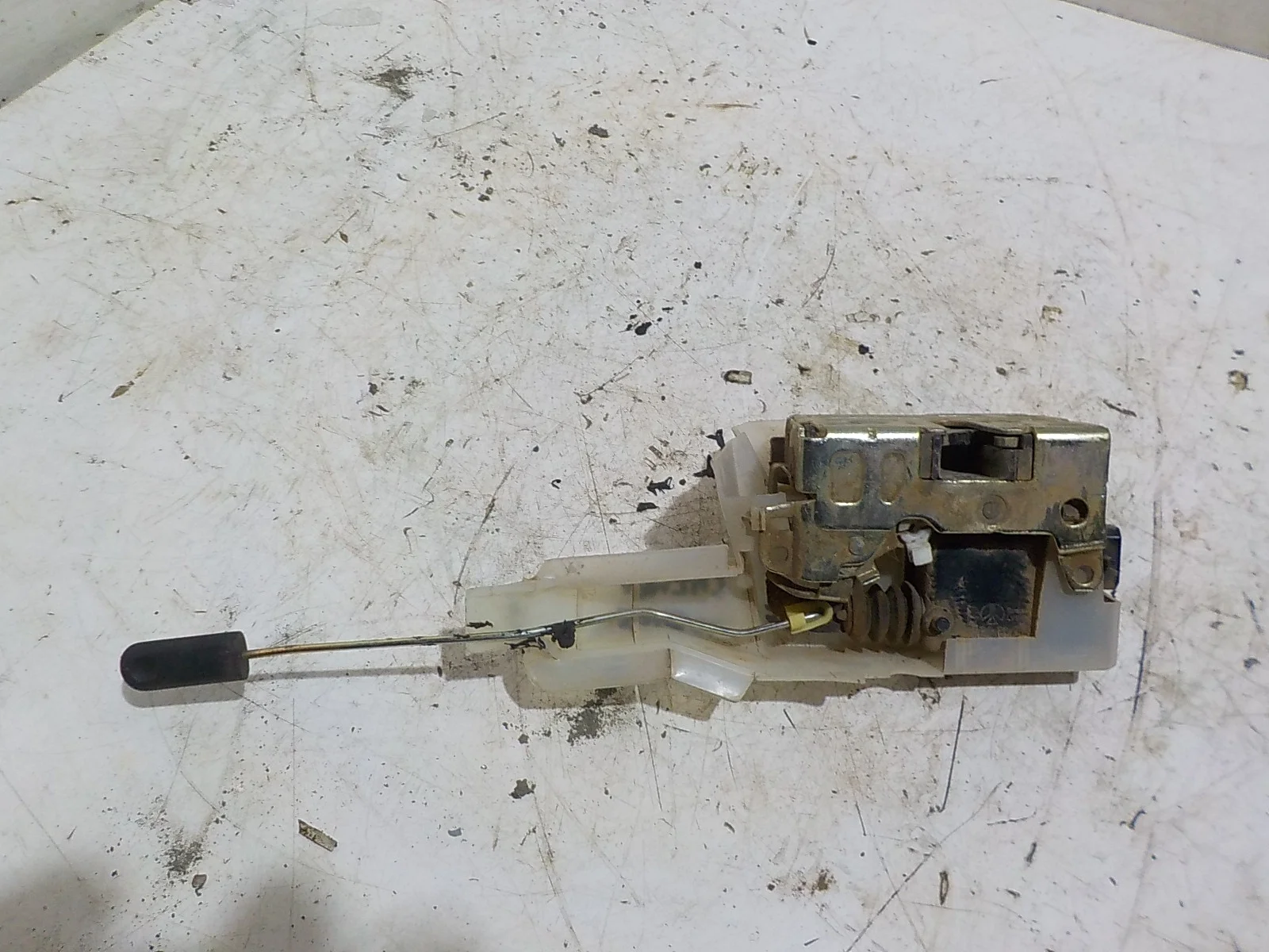 Замок двери Renault Symbol ll (2008—2012) Зад Право