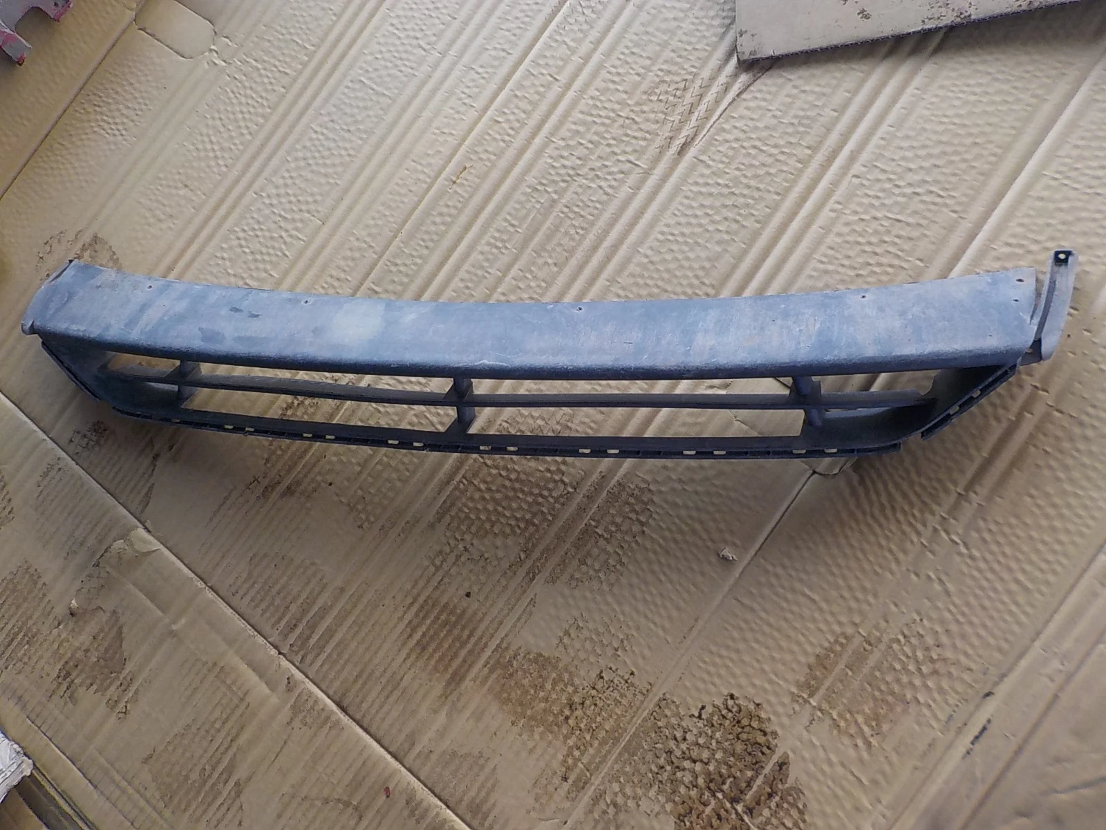 решетка бампера Daewoo Gentra I (2005—2011) Перед  Низ