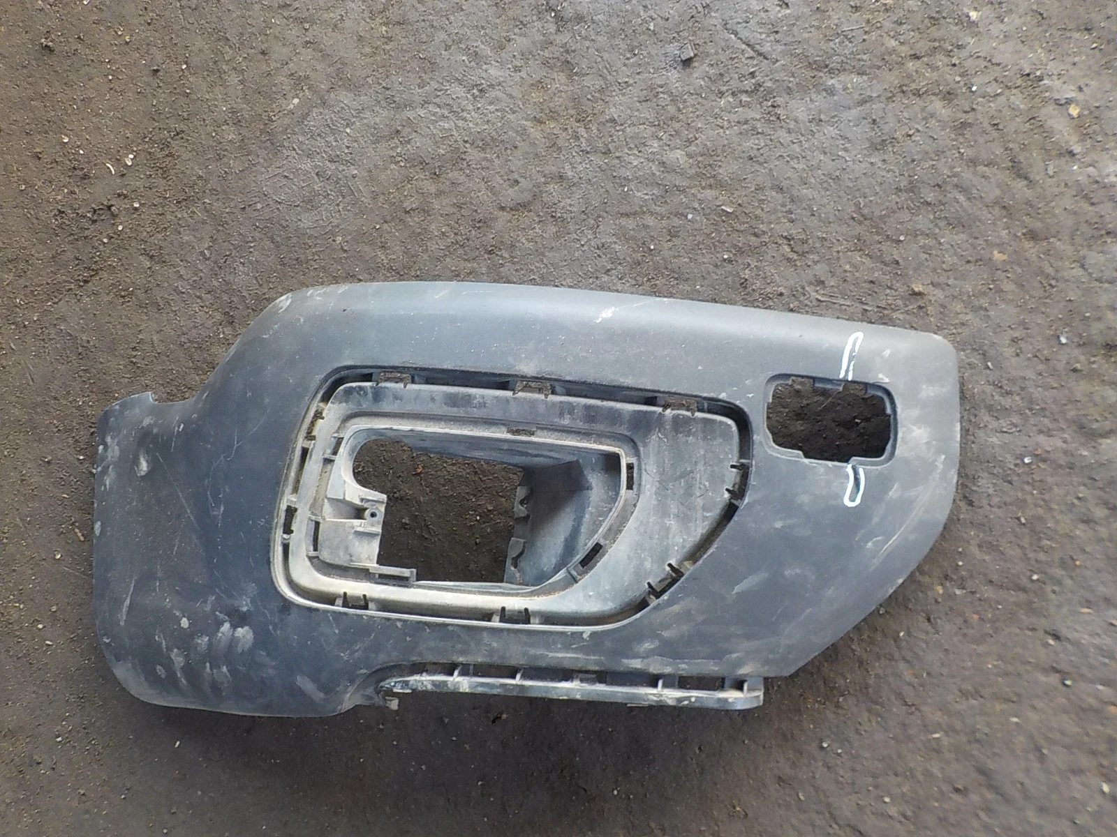 накладка на бампер Volvo XC70 II (2007—2013)  Право