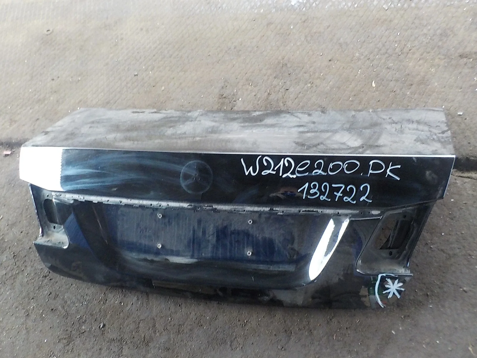 Крышка багажника Mercedes-Benz E-класс W212/S212/C207/A207 (2009—2013)