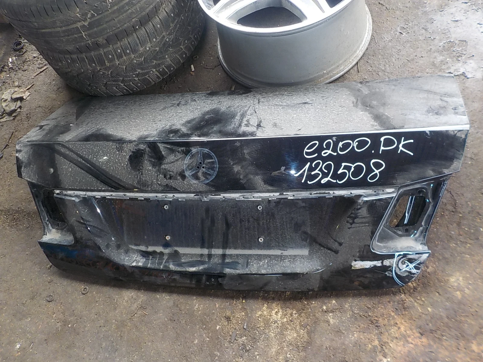 Крышка багажника Mercedes-Benz E-класс W212/S212/C207/A207 (2009—2013)