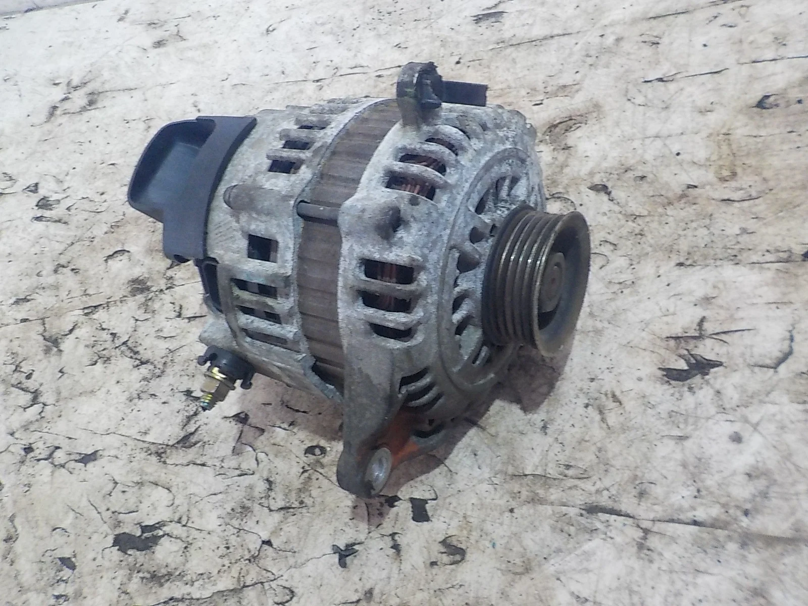 Генератор Nissan Note E11 (2005—2009)