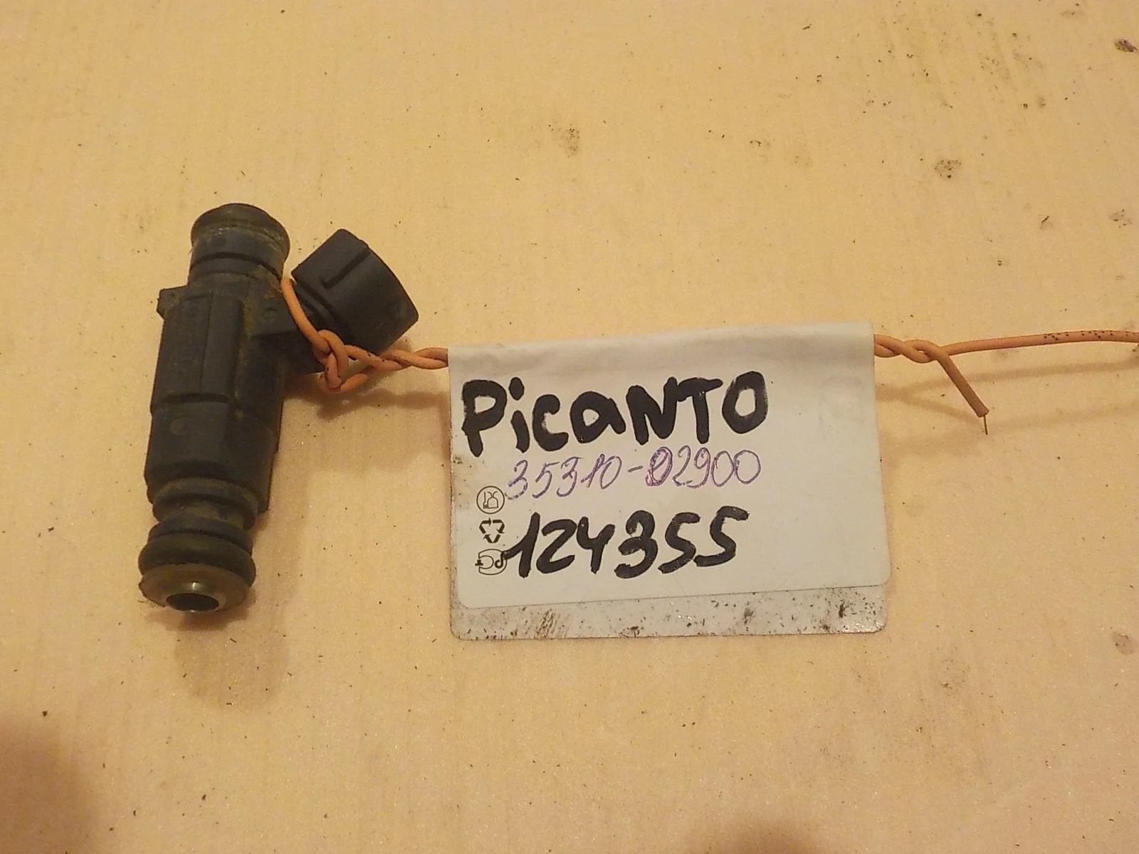 Форсунка топливная Kia Picanto I (2004—2007)