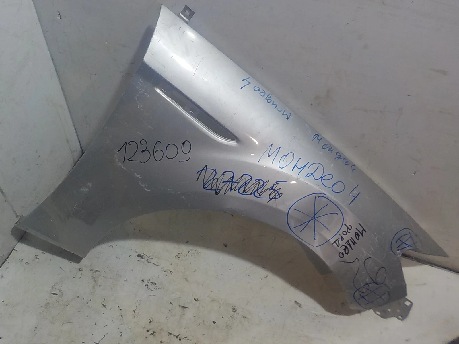 Крыло Ford Mondeo IV рестайлинг (2010—2014) Перед Право