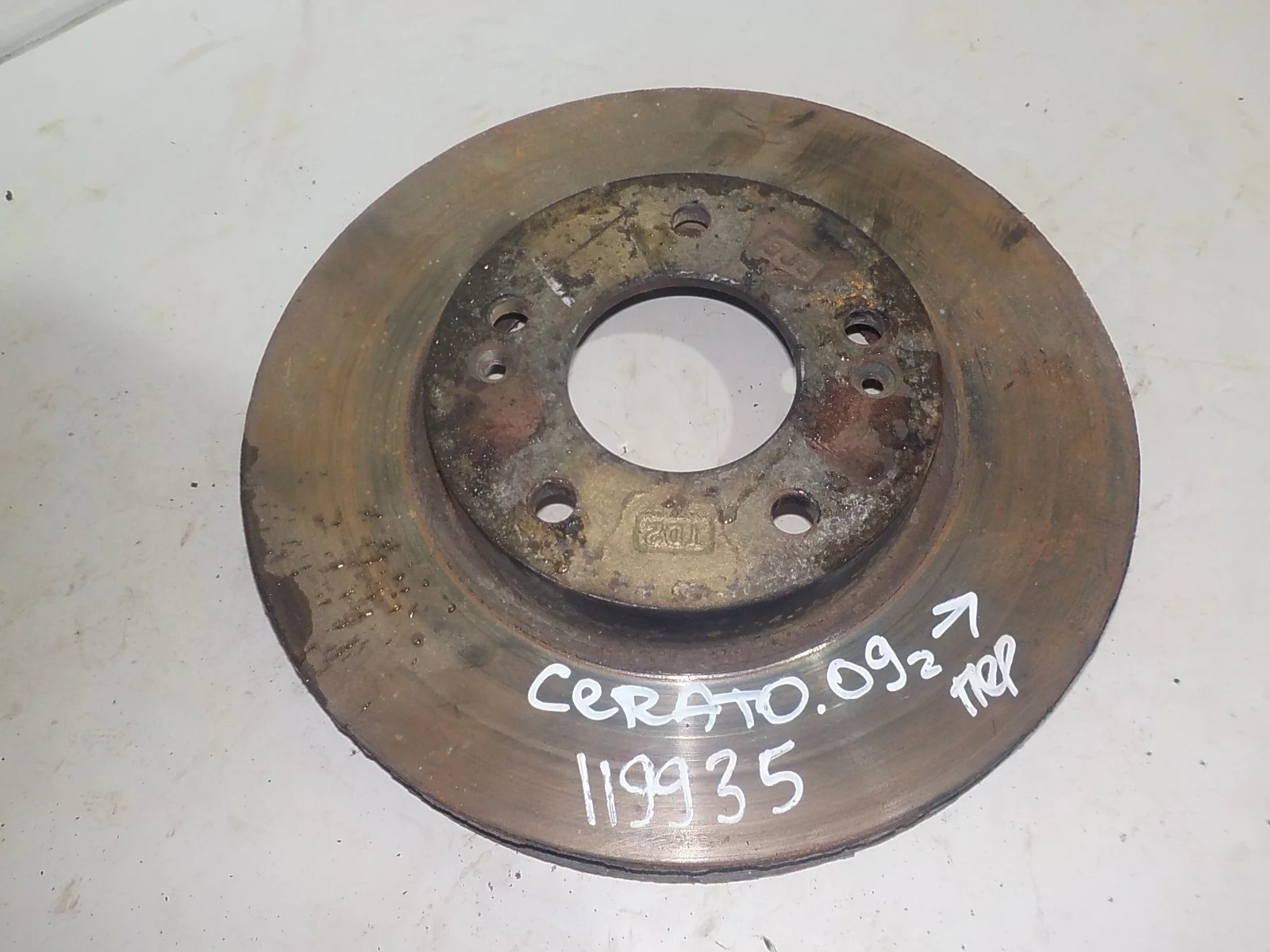 тормозной диск Kia Ceed ED (2006—2010) Перед