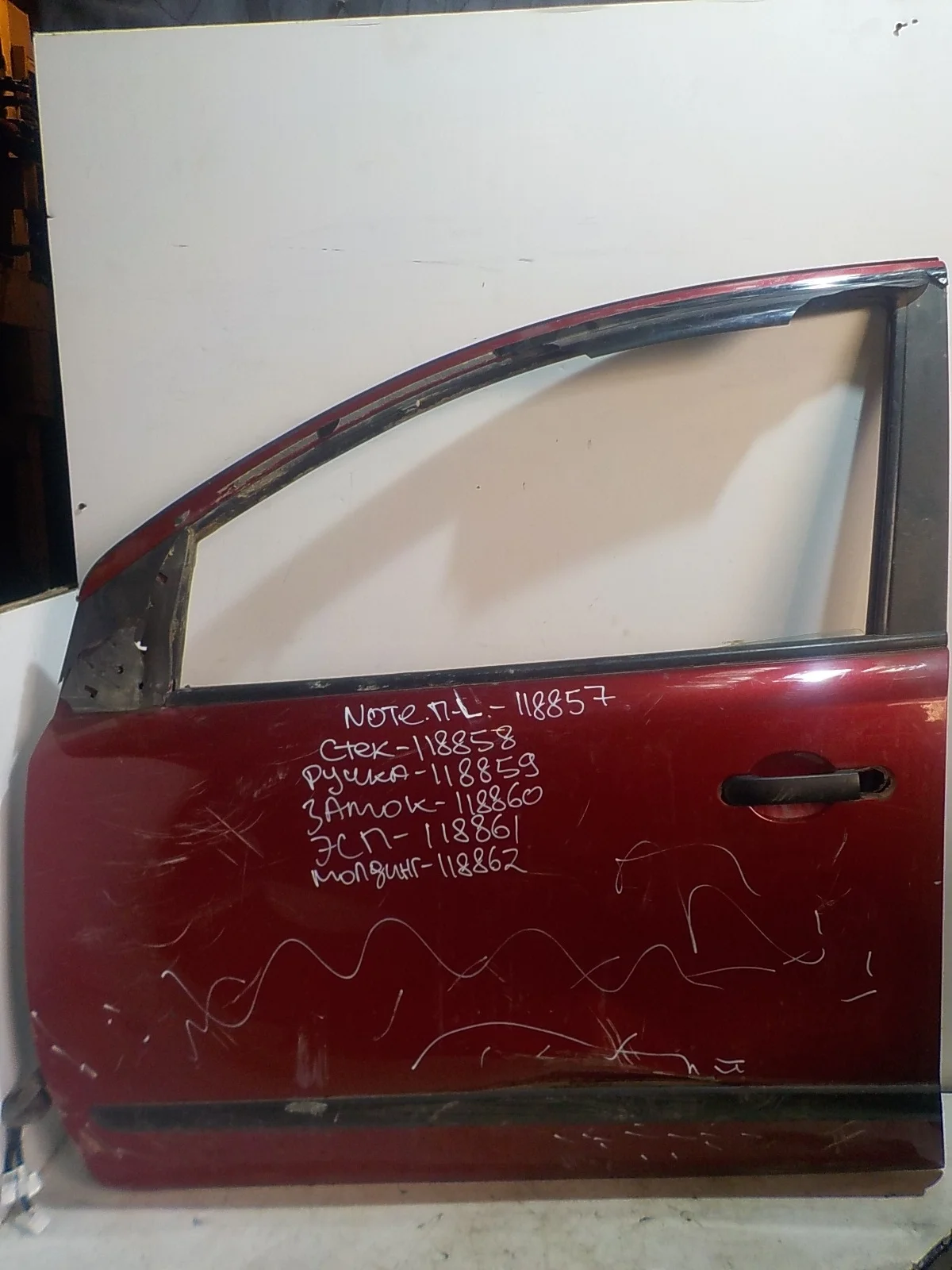 Дверь Nissan Note E11 (2005—2009) Перед Лево